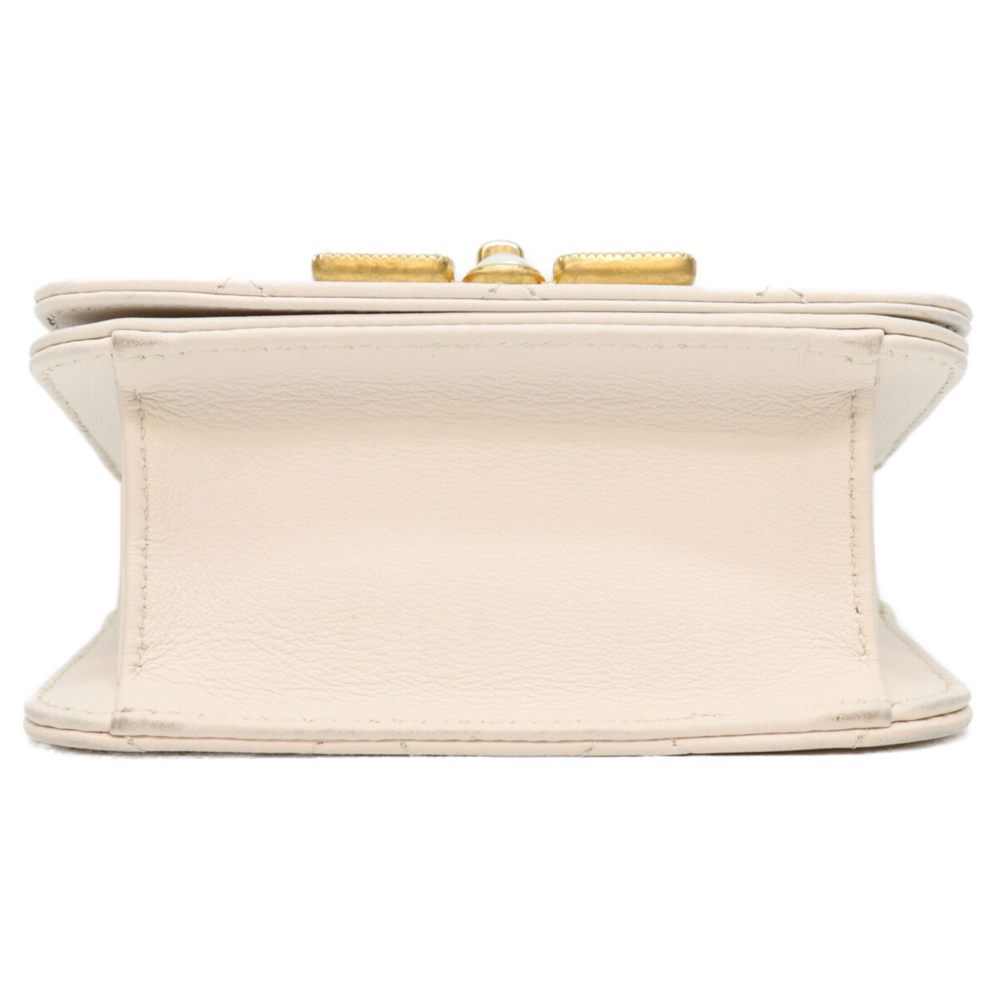 Leather Shoulder Bag (Pre-Owned) - Chanel - Modalova