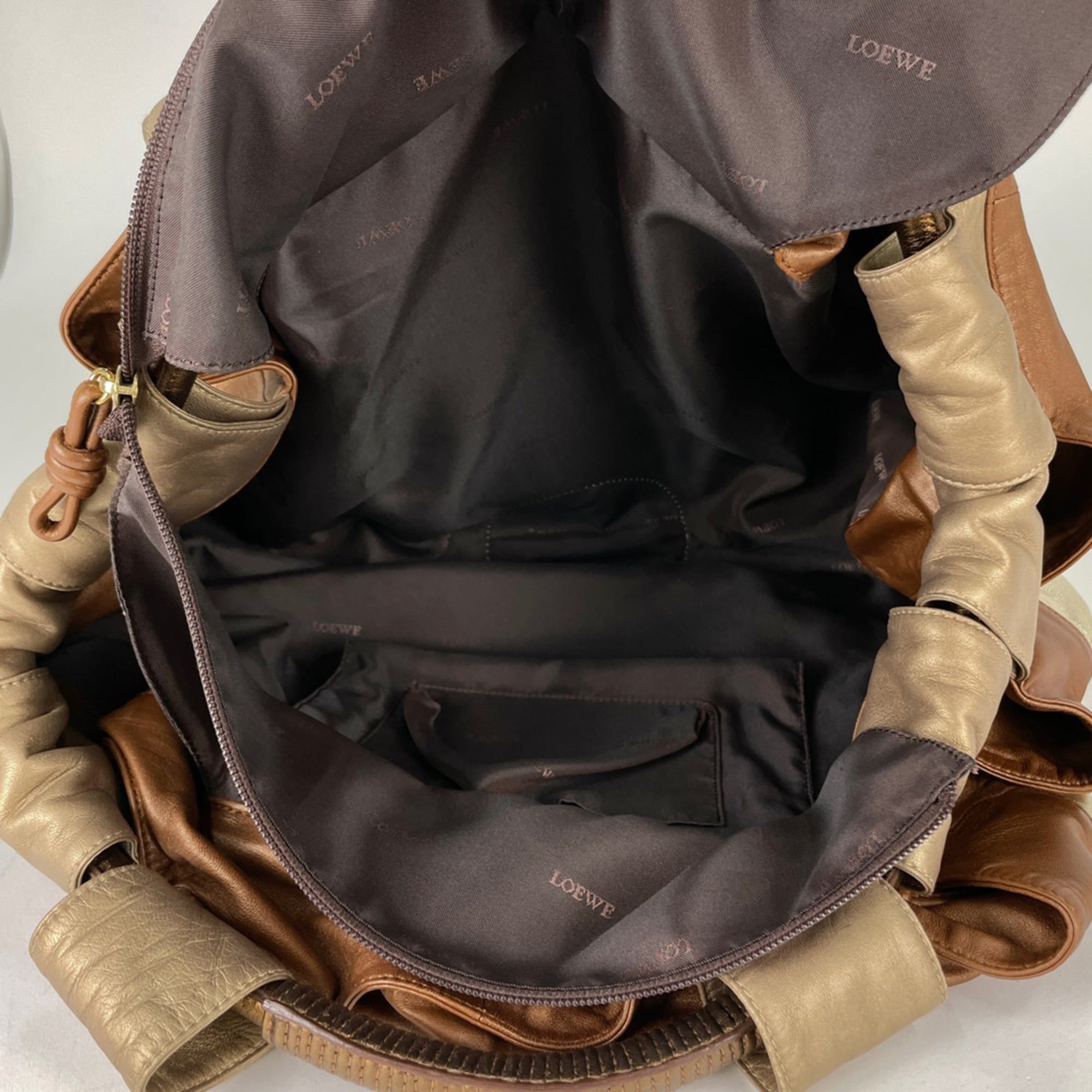 Leather Handbag (Pre-Owned) - Loewe - Modalova