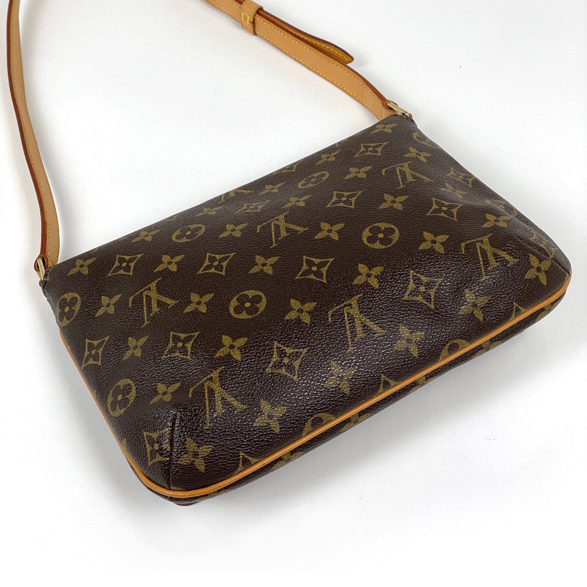 Monogram Shoulder Bag (Pre-Owned) - Louis Vuitton - Modalova