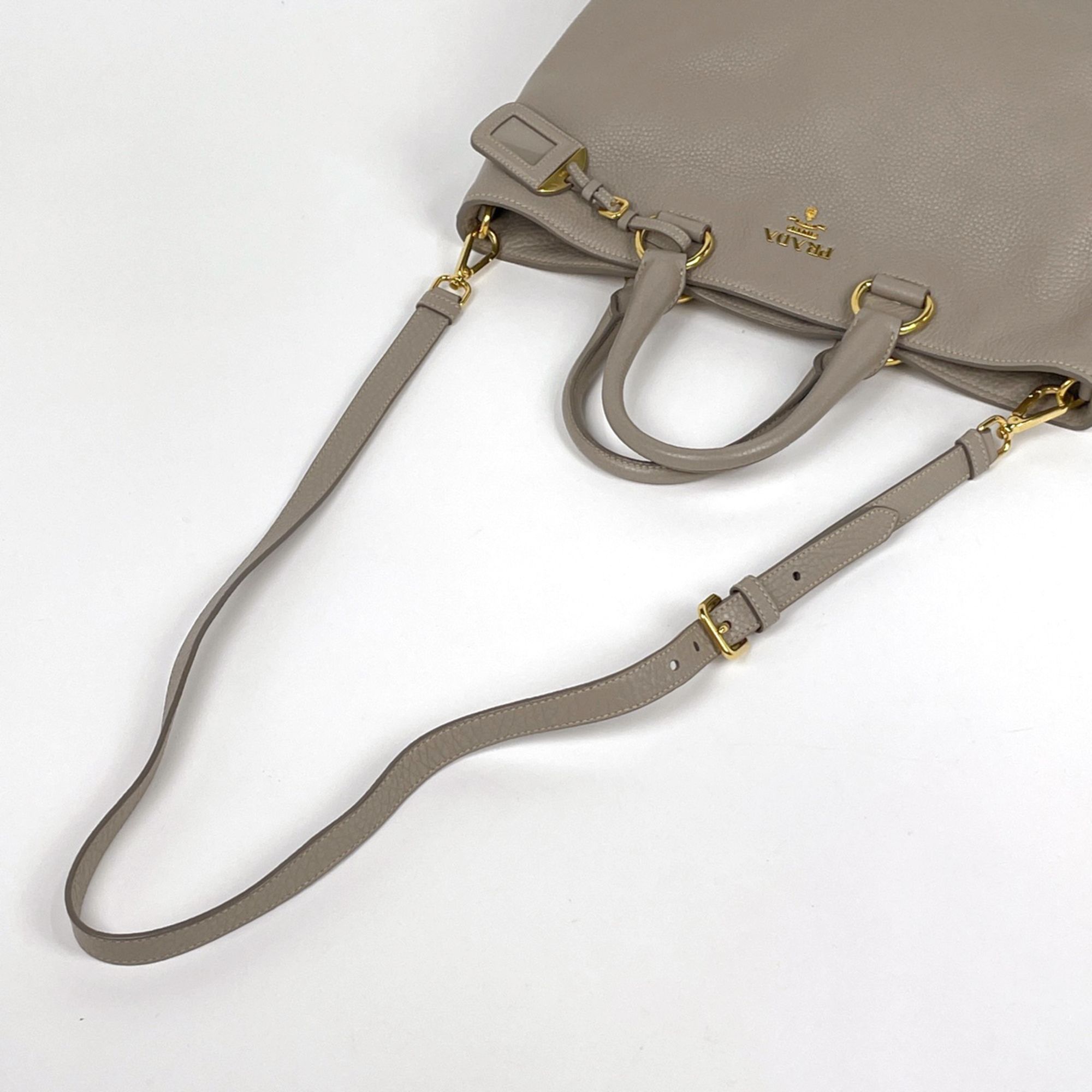 Leather Handbag (Pre-Owned) - Prada - Modalova