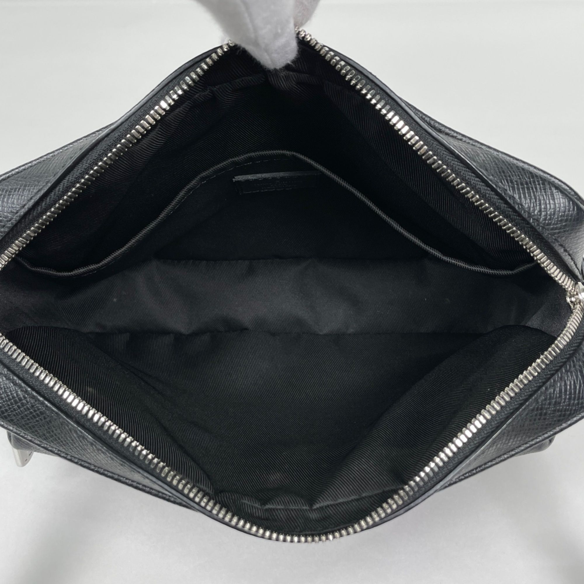 Taigarama Monogram Eclipse Shoulder Bag (Pre-Owned) - Louis Vuitton - Modalova