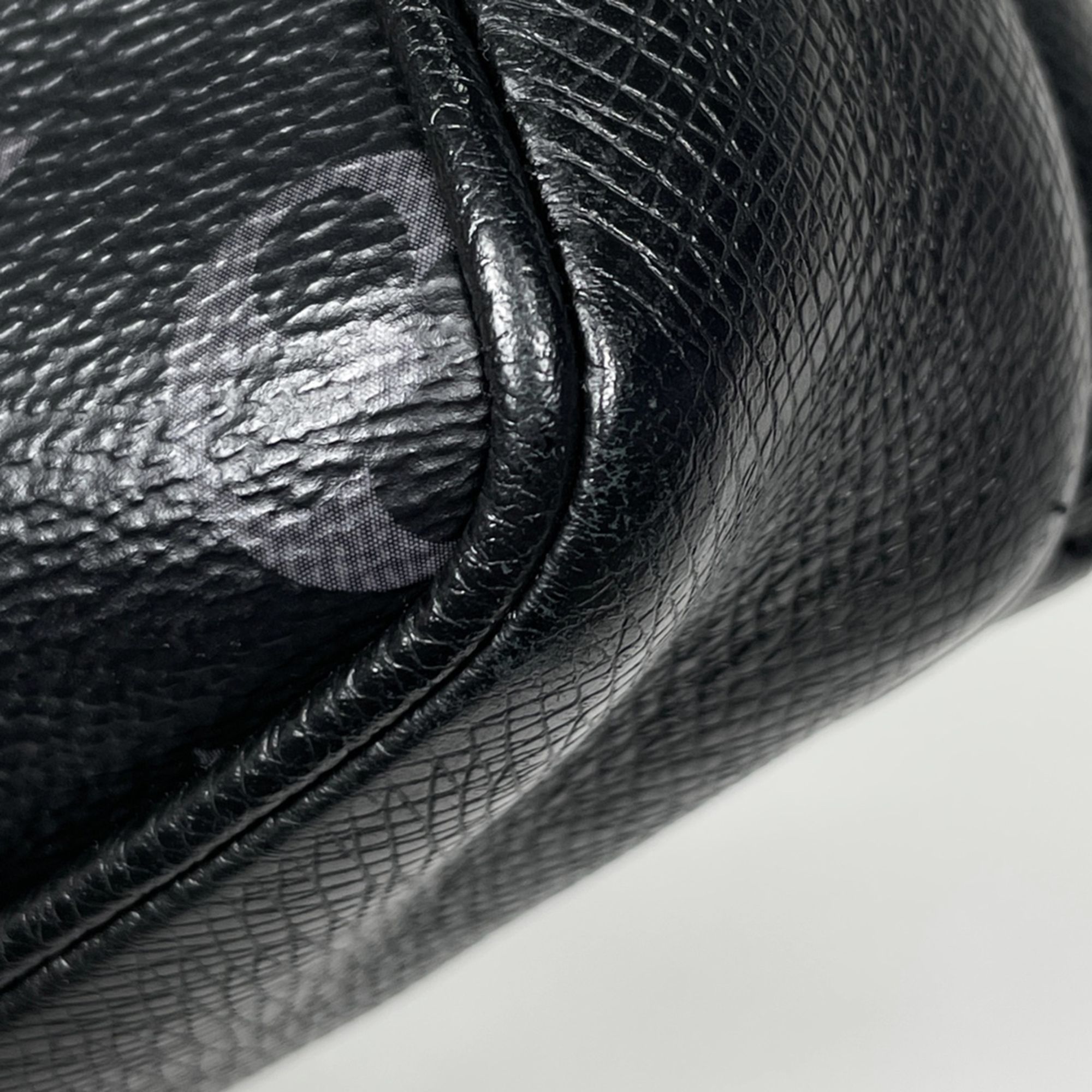 Taigarama Monogram Eclipse Shoulder Bag (Pre-Owned) - Louis Vuitton - Modalova