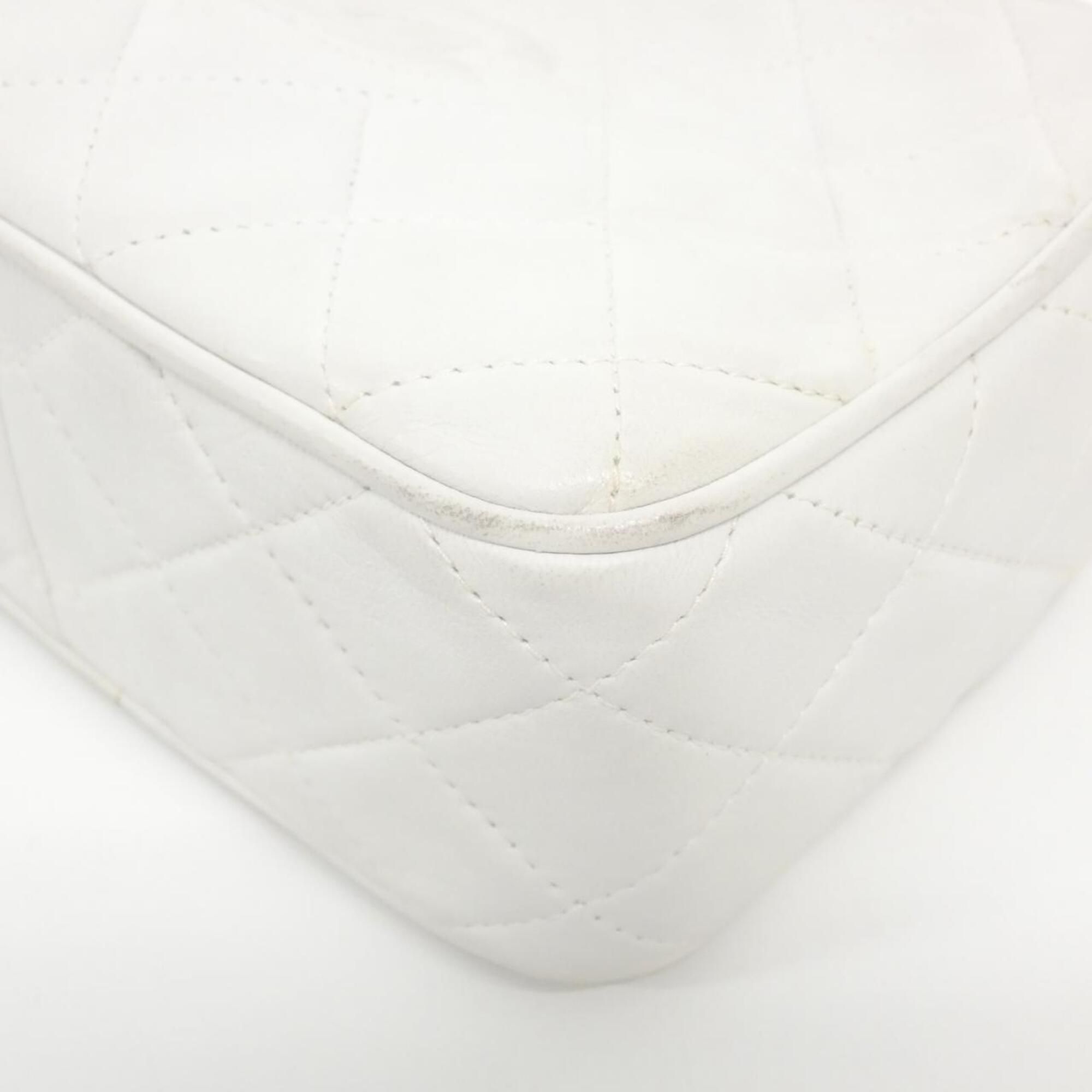 Leather Shoulder Bag (Pre-Owned) - Chanel - Modalova