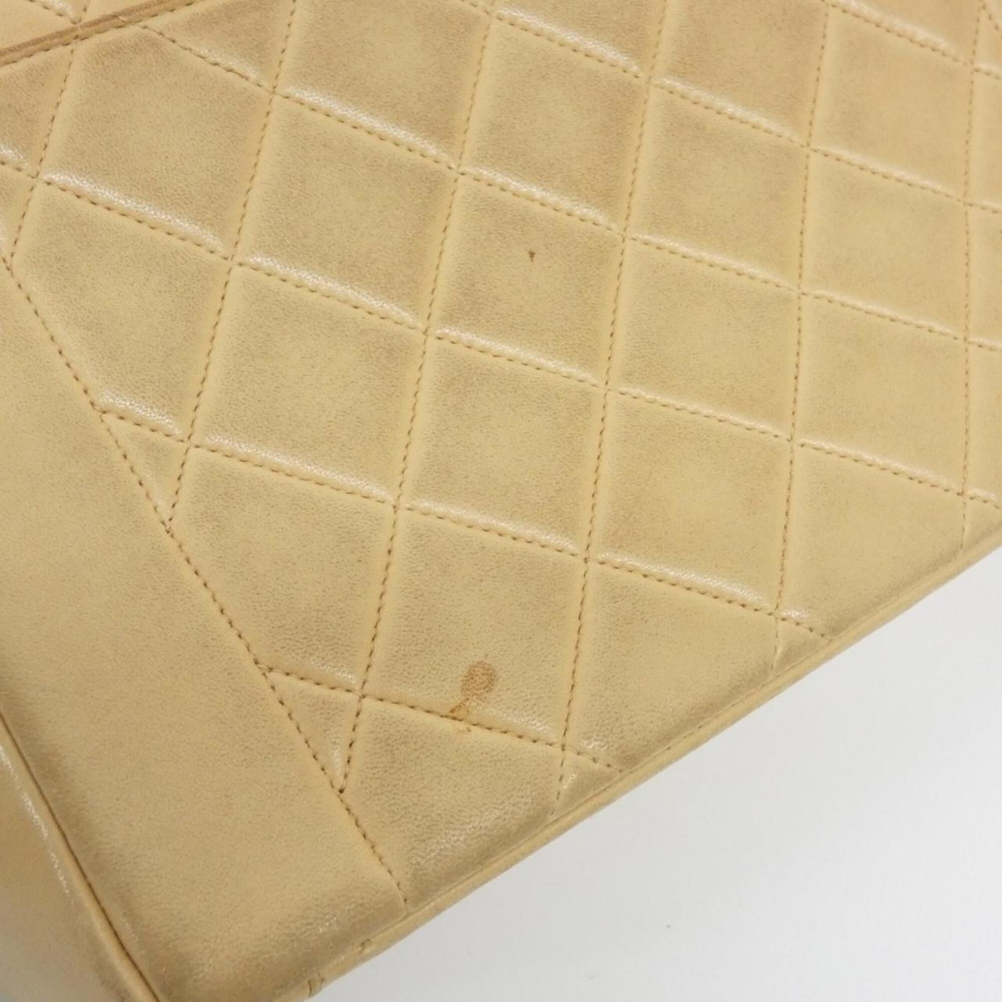 Leather Shoulder Bag (Pre-Owned) - Chanel - Modalova