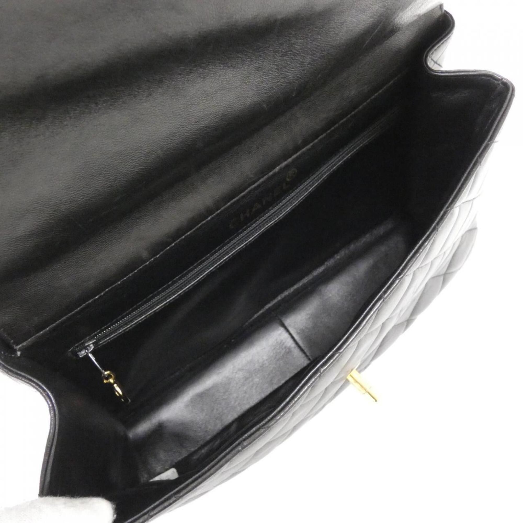 Leather Shoulder Bag (Pre-Owned) - Chanel - Modalova