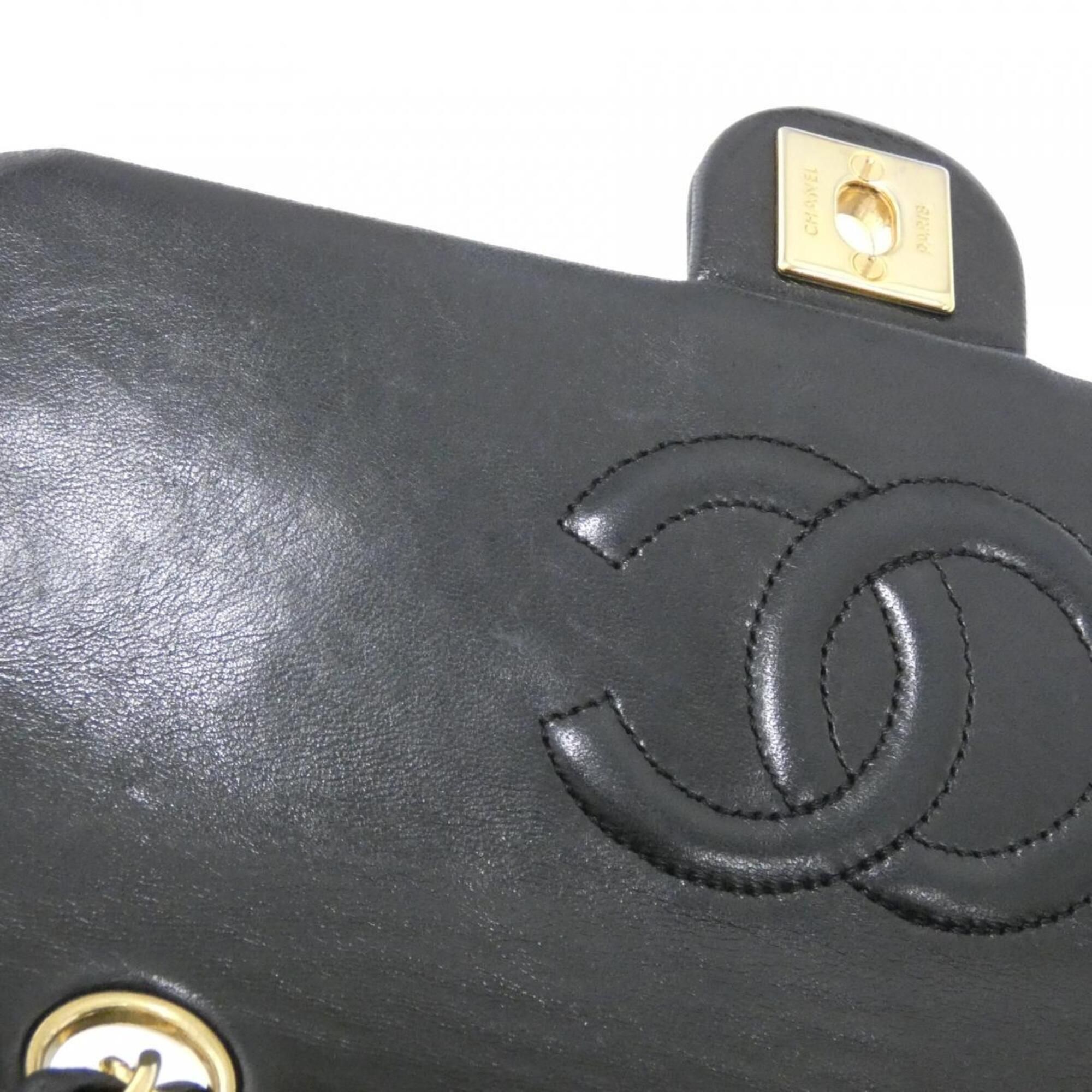 Leather Shoulder Bag (Pre-Owned) - Chanel - Modalova