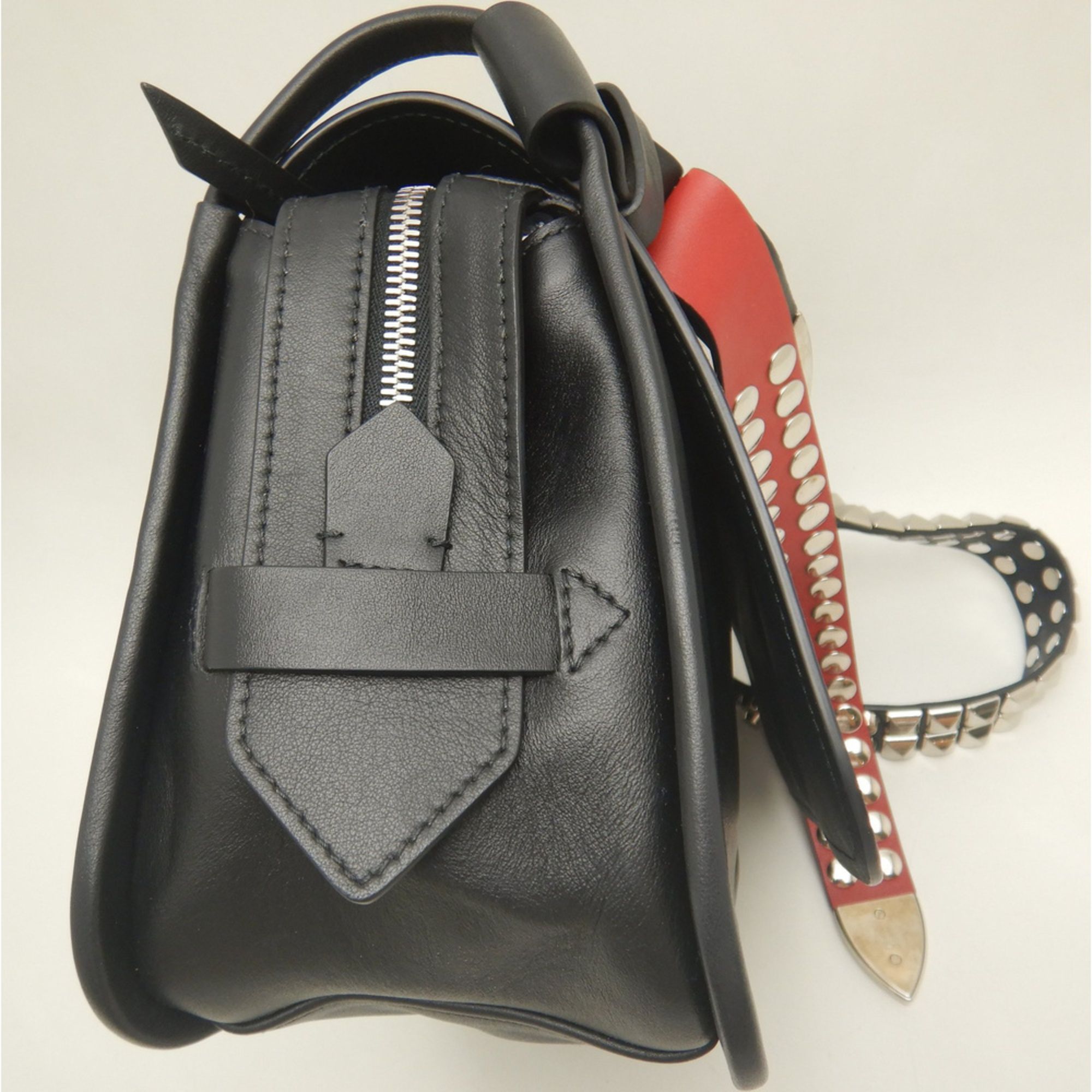 Leather Shoulder Bag (Pre-Owned) - Prada - Modalova