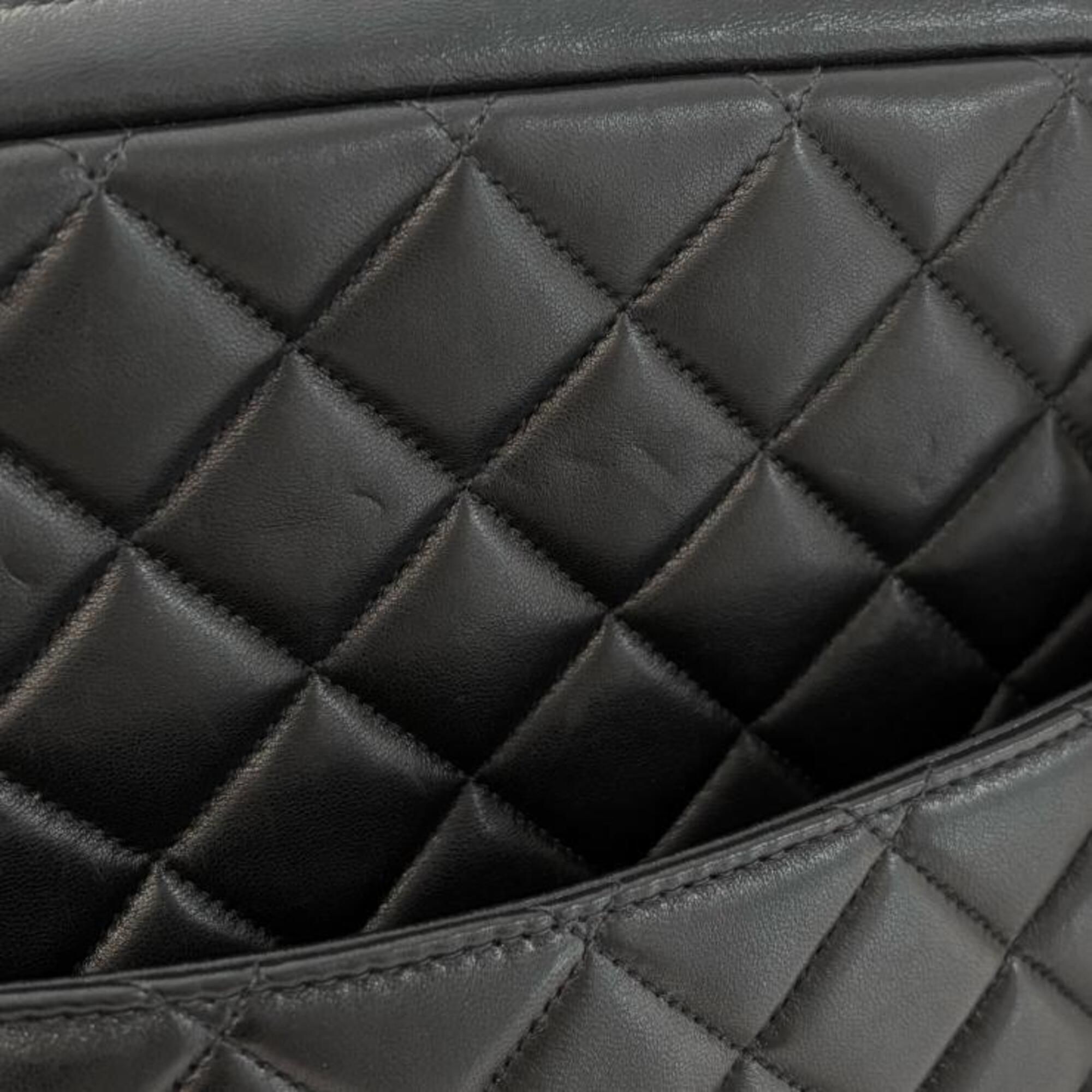 Leather Shoulder Bag (Pre-Owned) - Chanel - Modalova