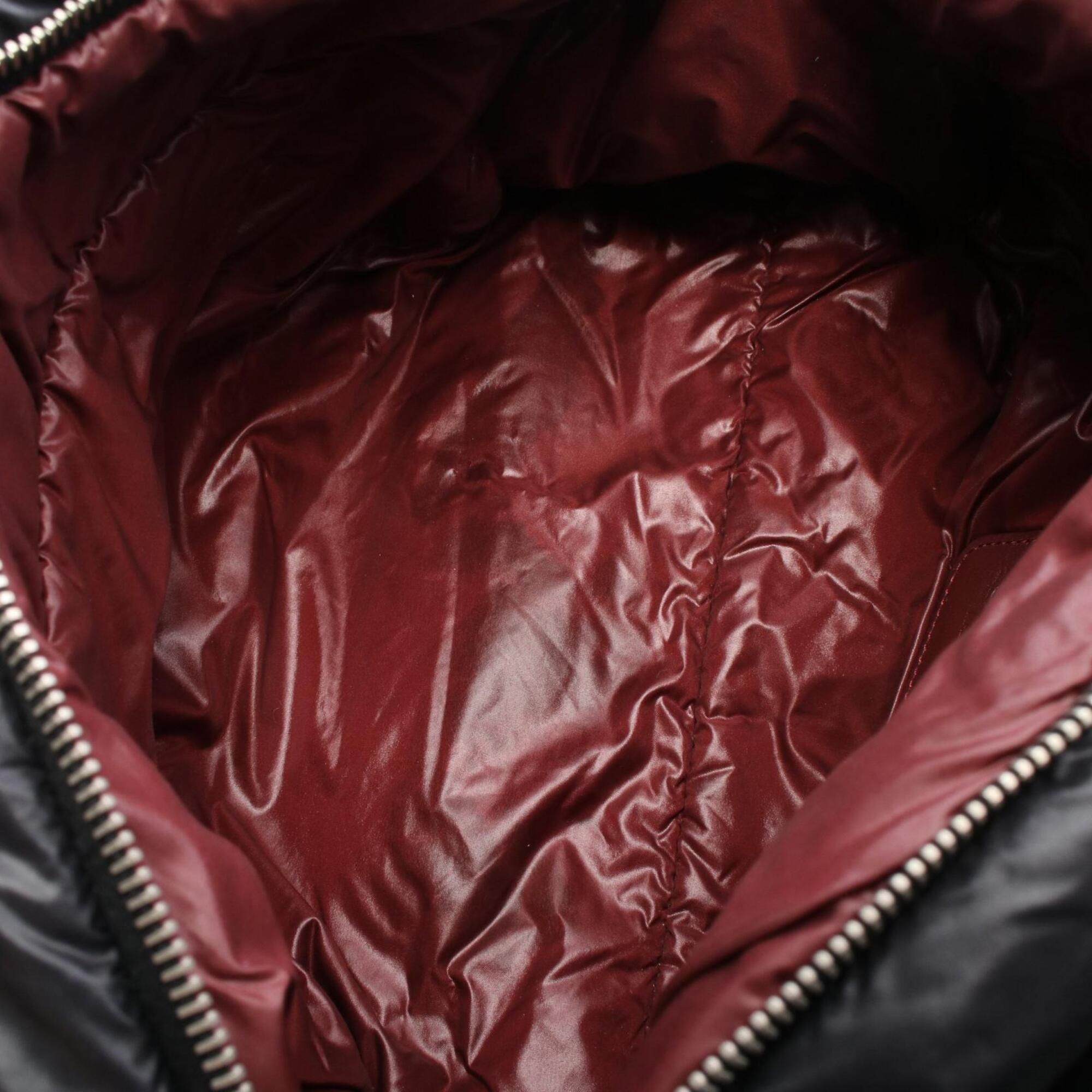 Nylon Leather Handbag (Pre-Owned) - Chanel - Modalova