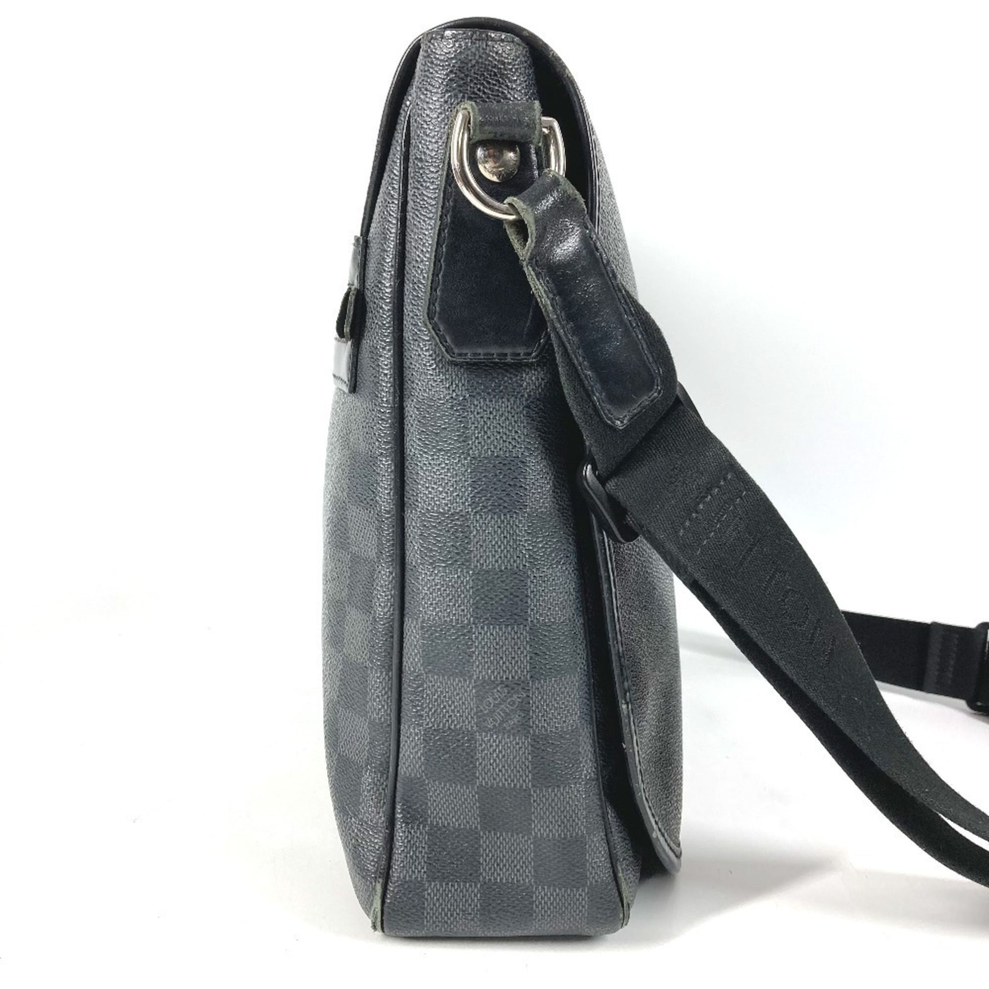 Damier Graphite Messenger Bag Shoulder Bag (Pre-Owned) - Louis Vuitton - Modalova