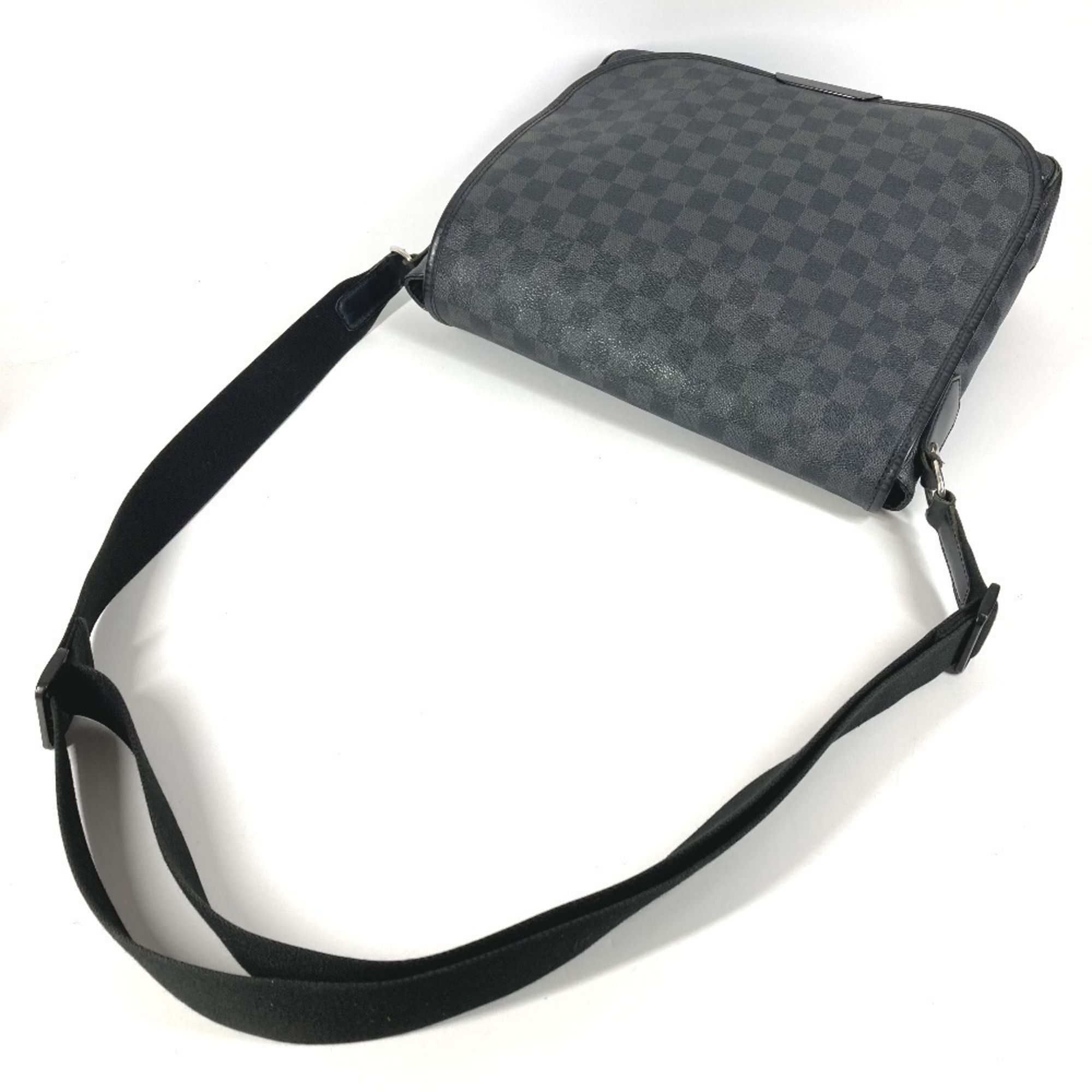 Damier Graphite Messenger Bag Shoulder Bag (Pre-Owned) - Louis Vuitton - Modalova