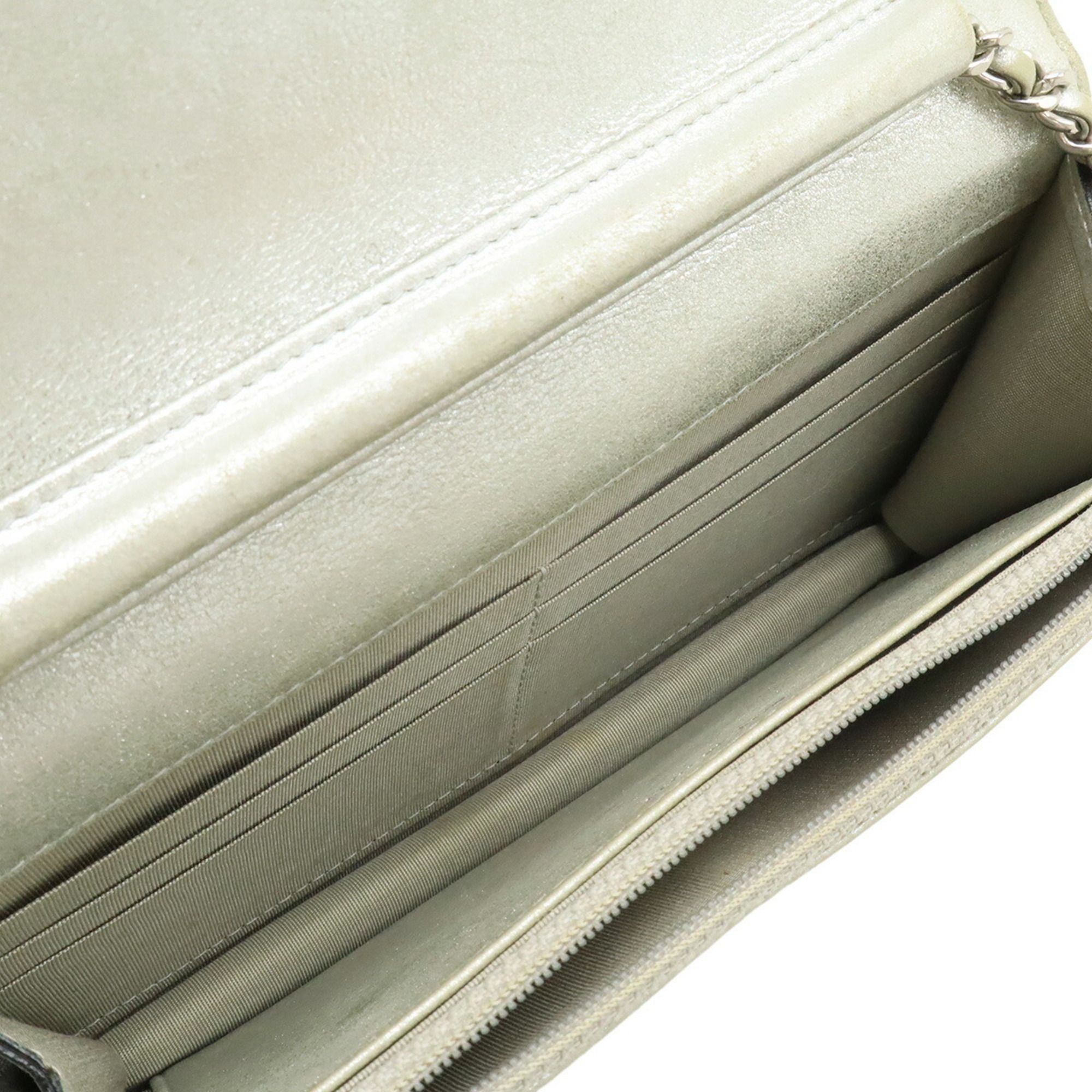 Leather Chain/Shoulder Wallet (Pre-Owned) - Chanel - Modalova