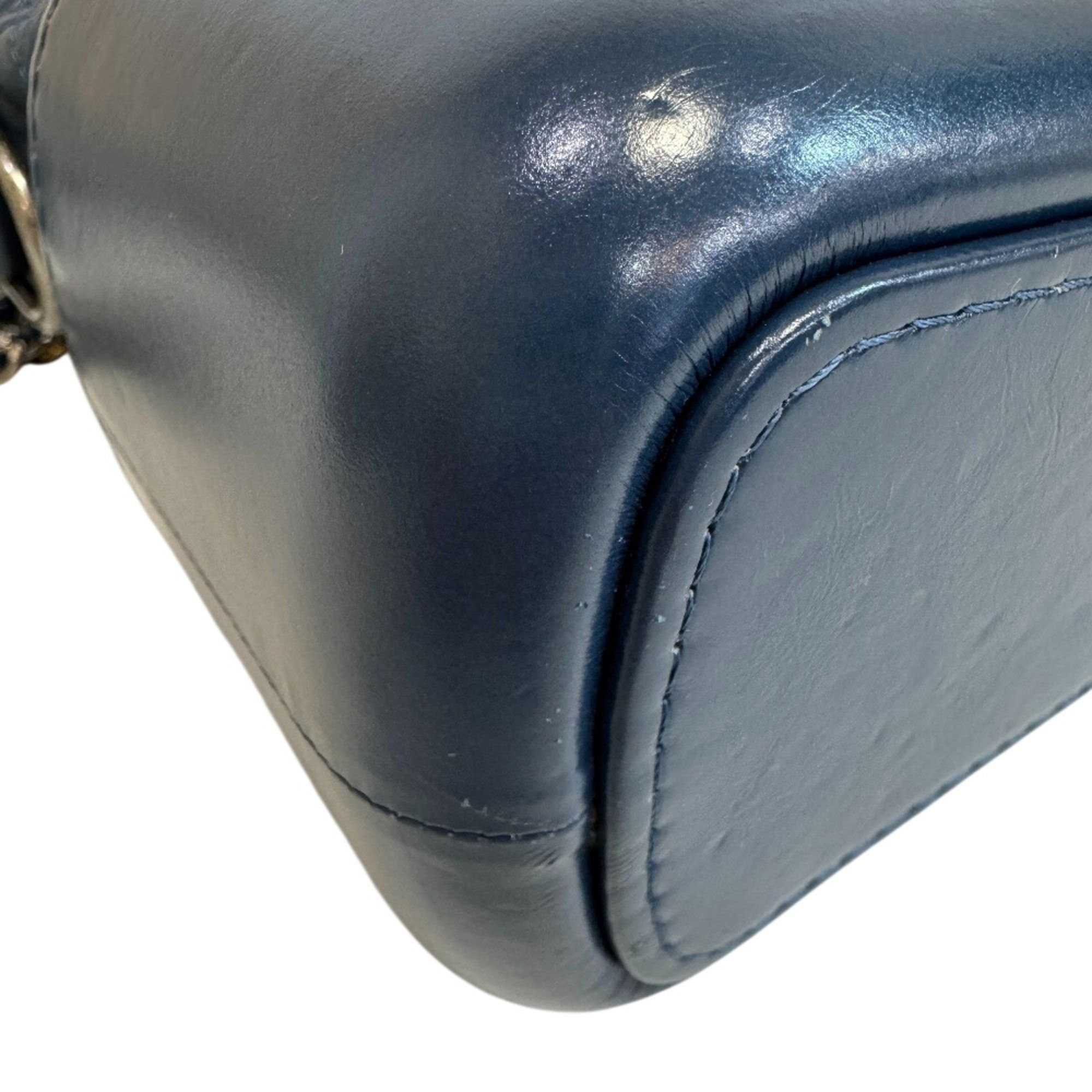 Leather Shoulder Bag (Pre-Owned) - Chanel - Modalova