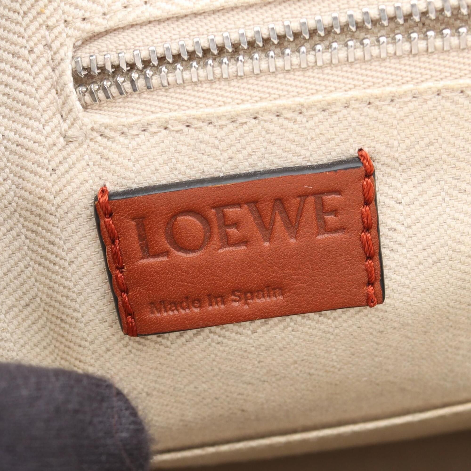 Leather Backpack (Pre-Owned) - Loewe - Modalova