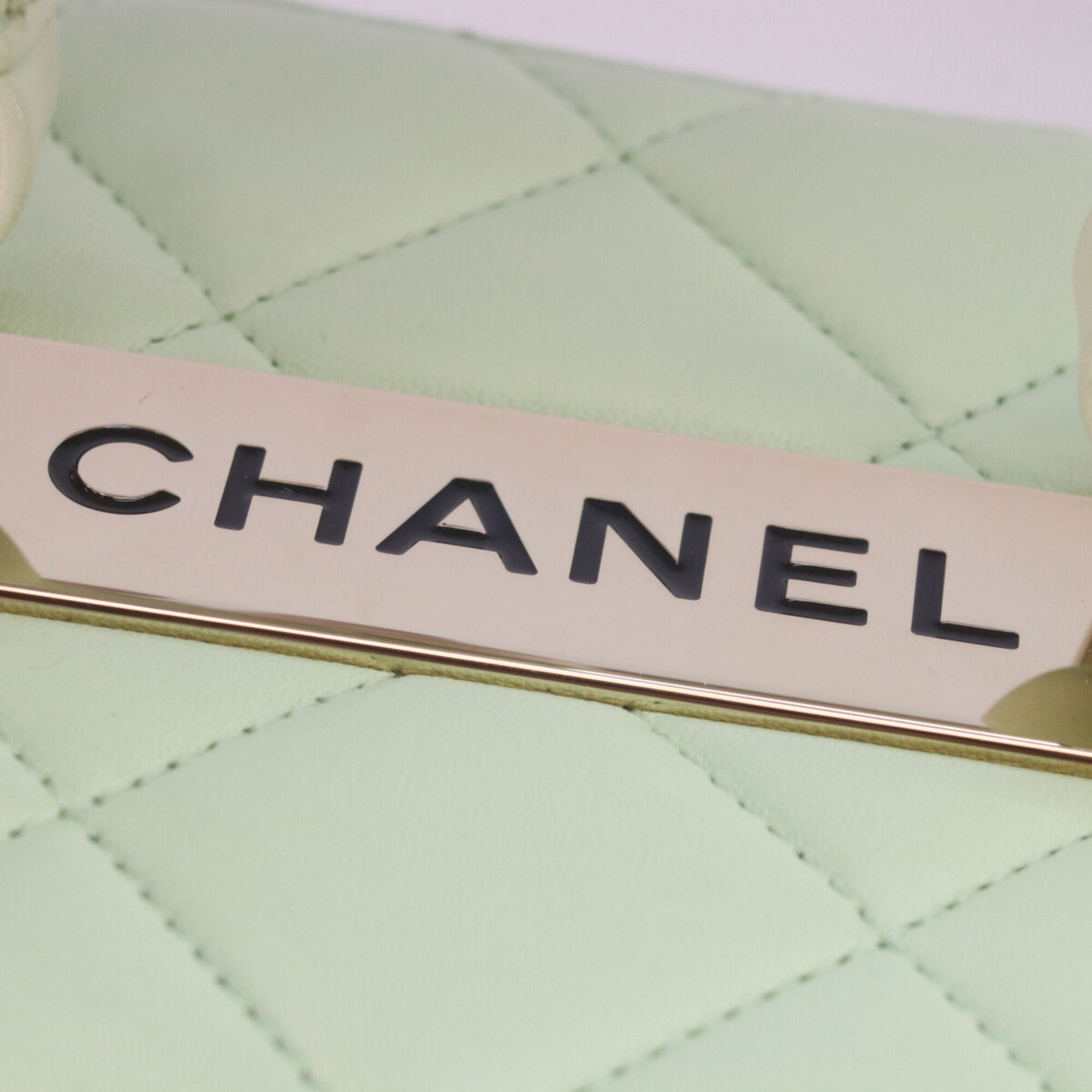 Leather Shoulder Bag (Pre-Owned) - Chanel - Modalova