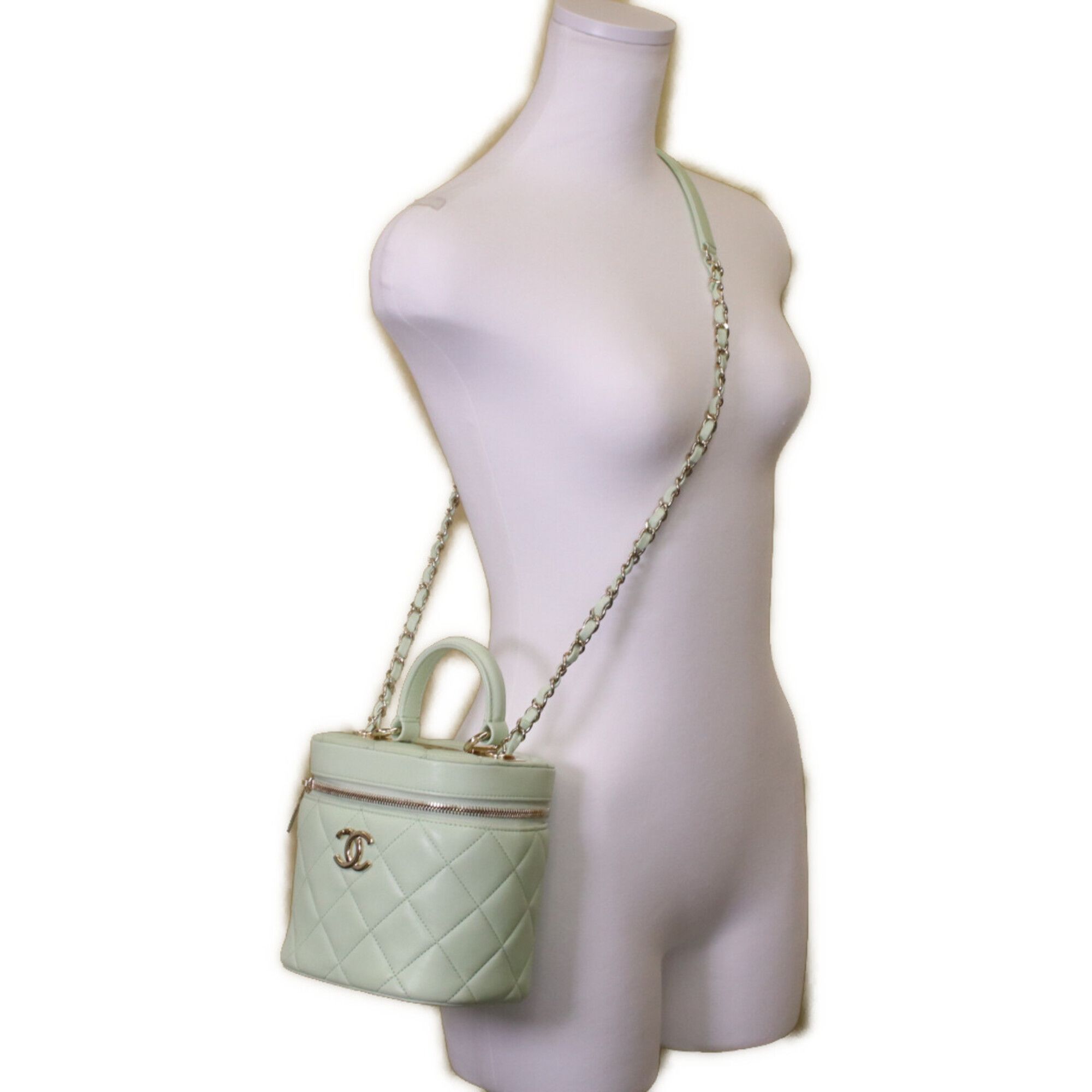 Leather Shoulder Bag (Pre-Owned) - Chanel - Modalova