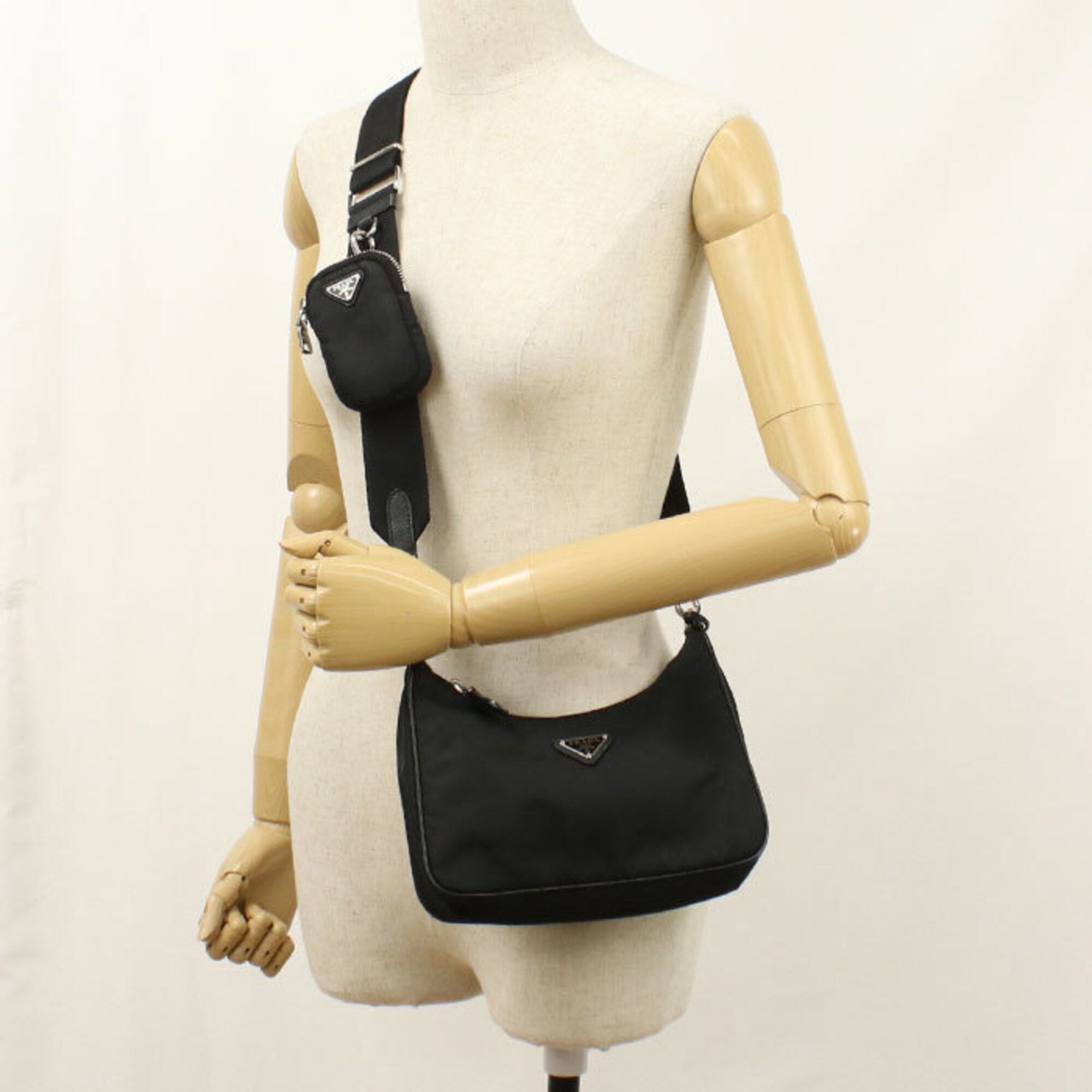 Nylon Shoulder Bag (Pre-Owned) - Prada - Modalova