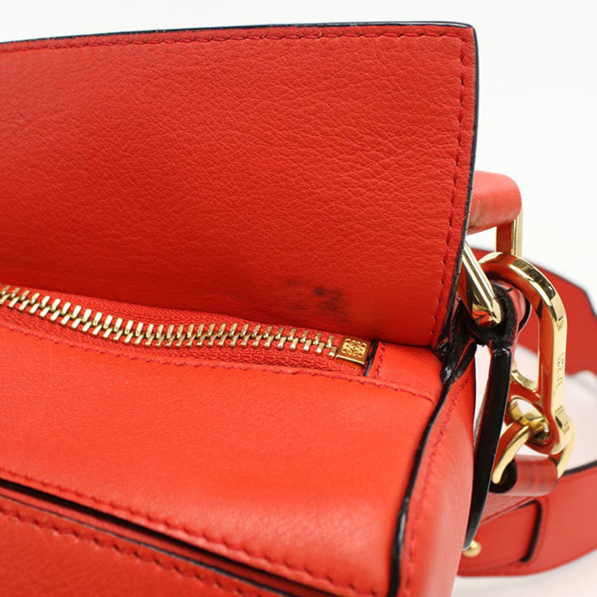 Leather Handbag (Pre-Owned) - Loewe - Modalova