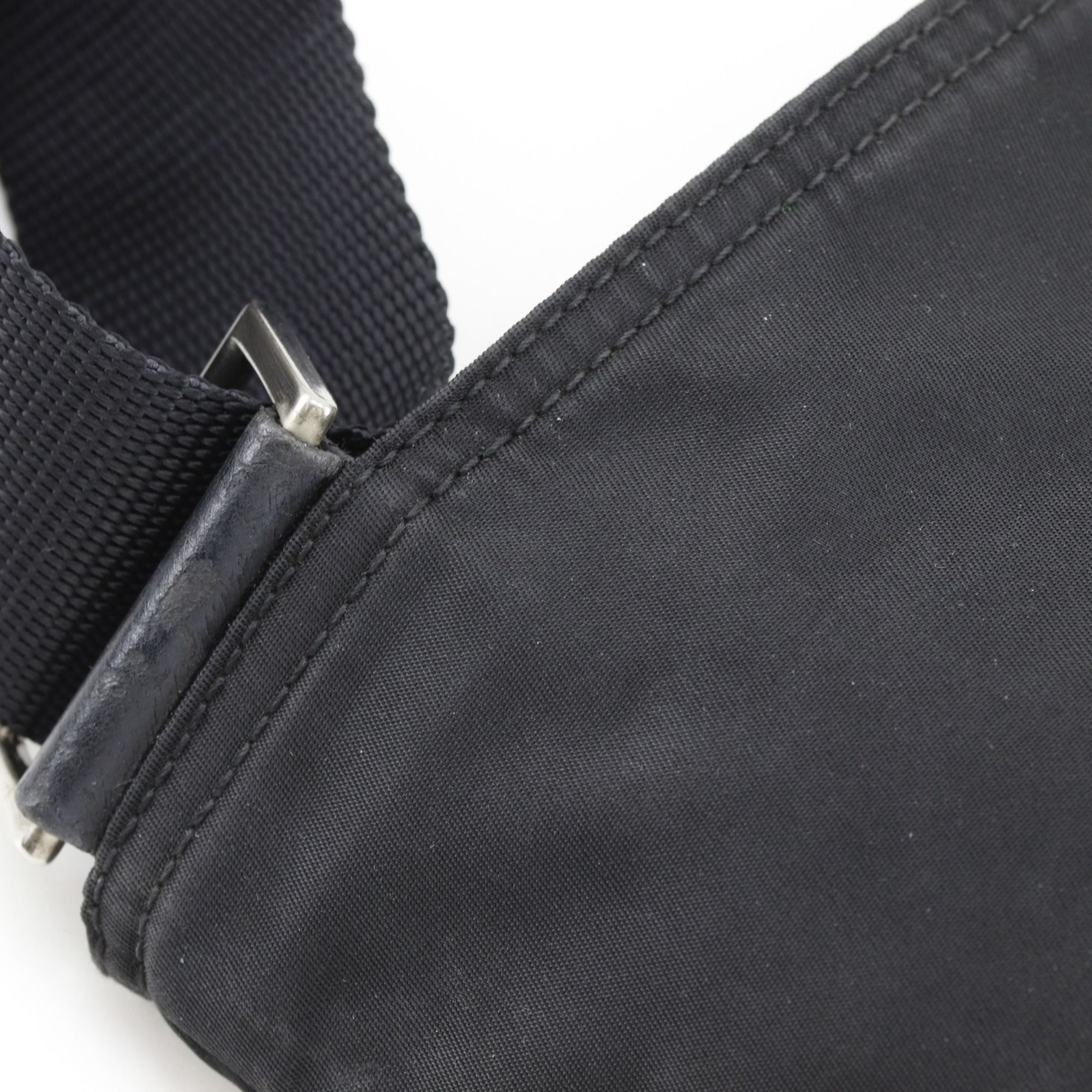 Nylon Shoulder Bag (Pre-Owned) - Prada - Modalova