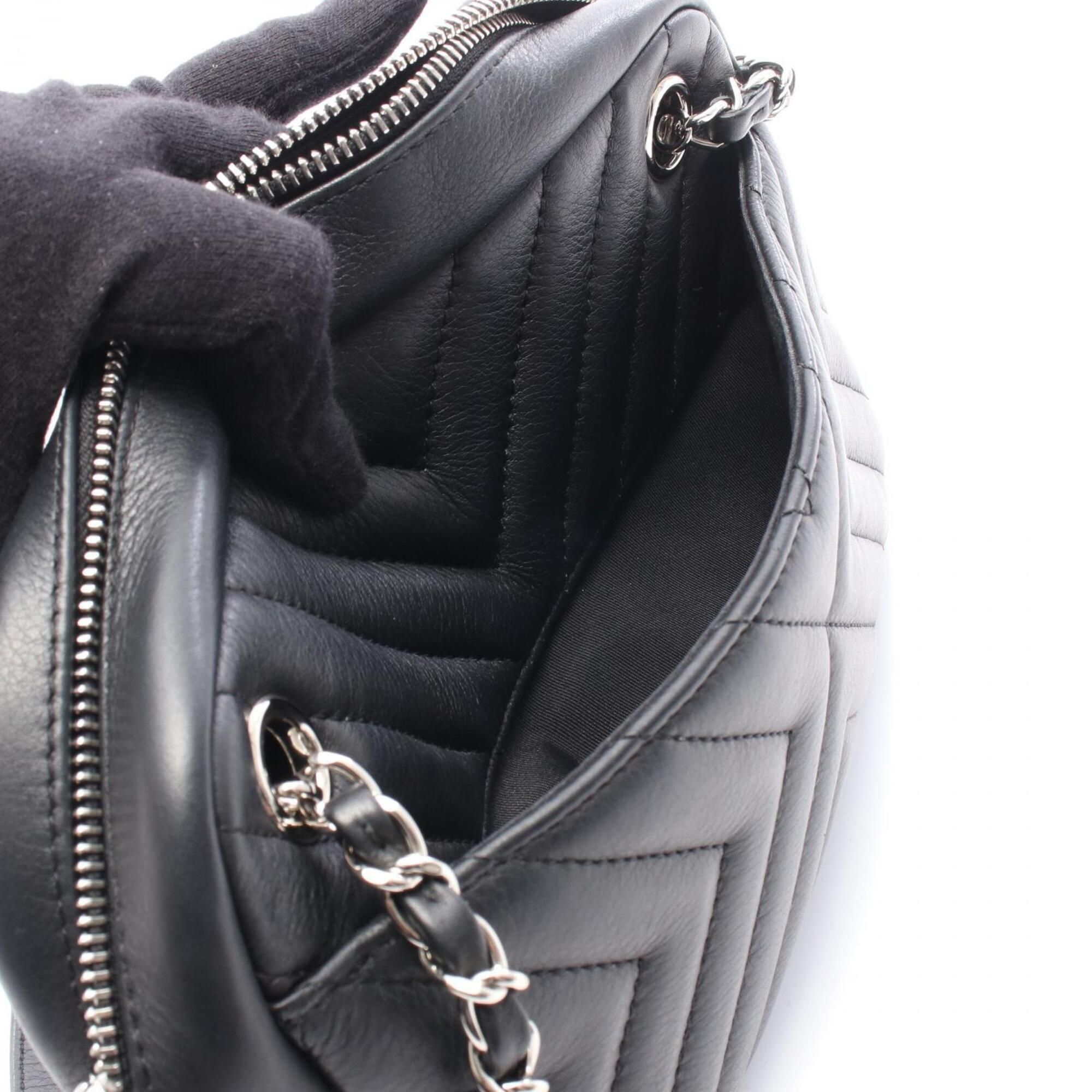 Leather Handbag Shoulder Bag (Pre-Owned) - Chanel - Modalova