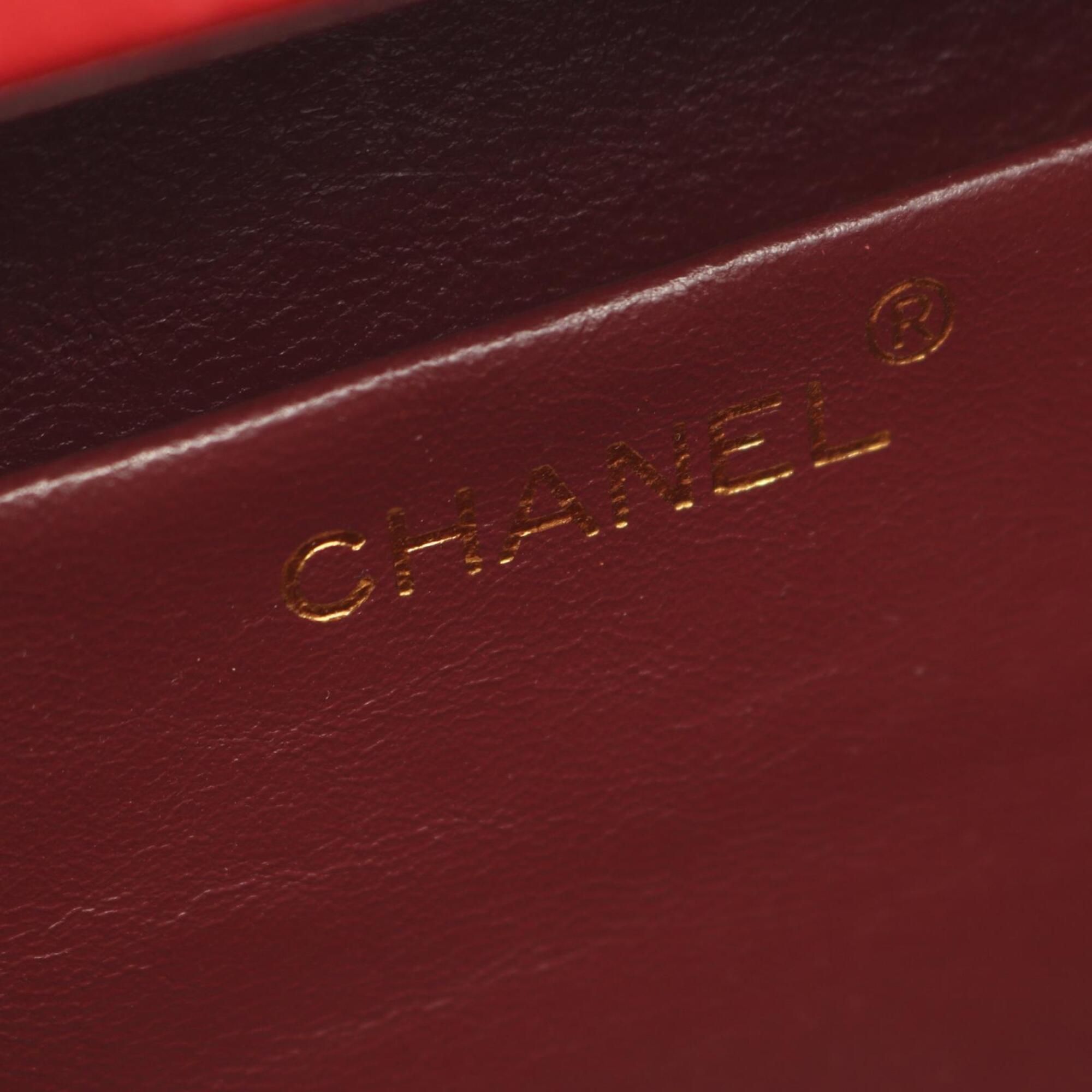 Matelasse Leather Handbag (Pre-Owned) - Chanel - Modalova