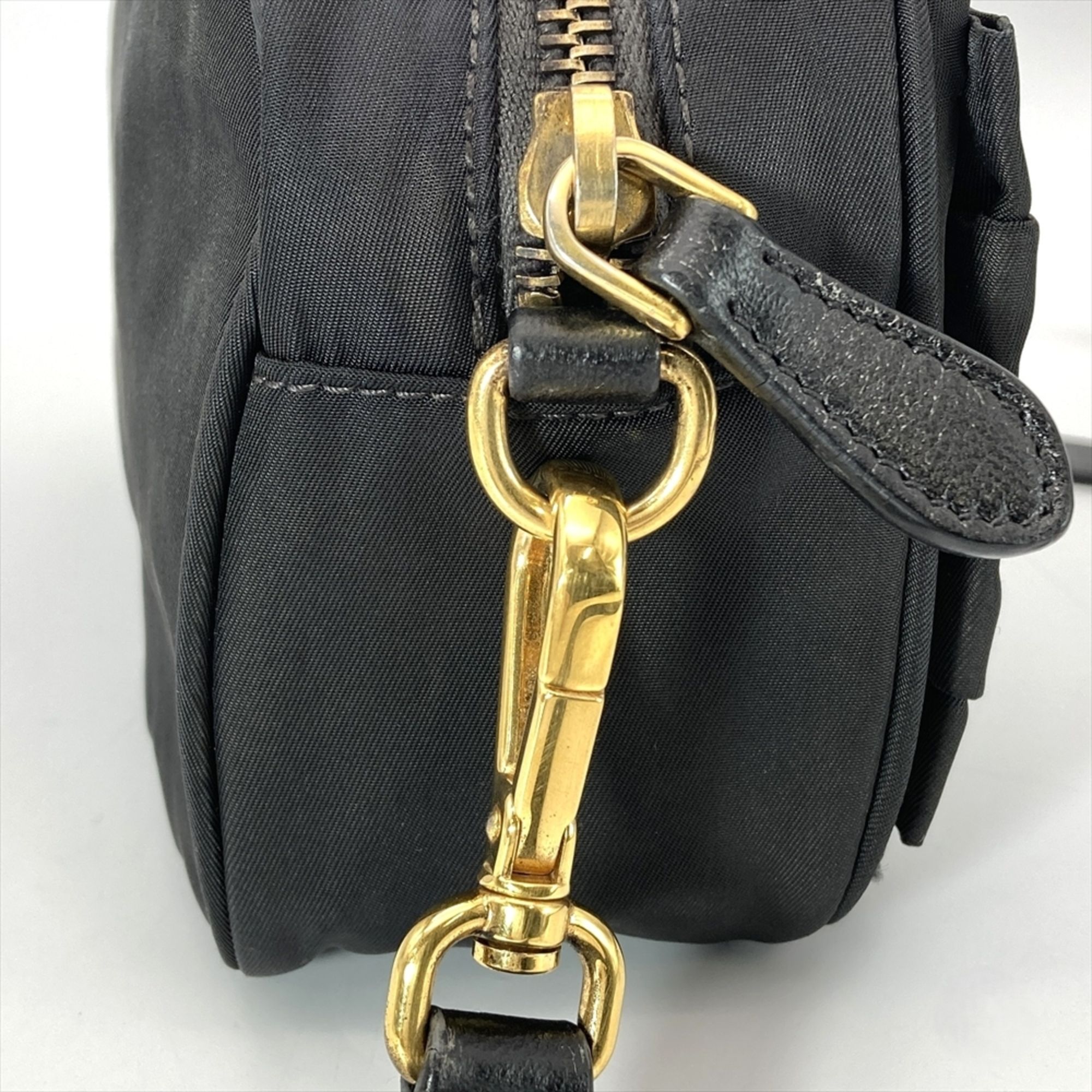 Nylon Handbag Pouch Shoulder Bag (Pre-Owned) - Prada - Modalova
