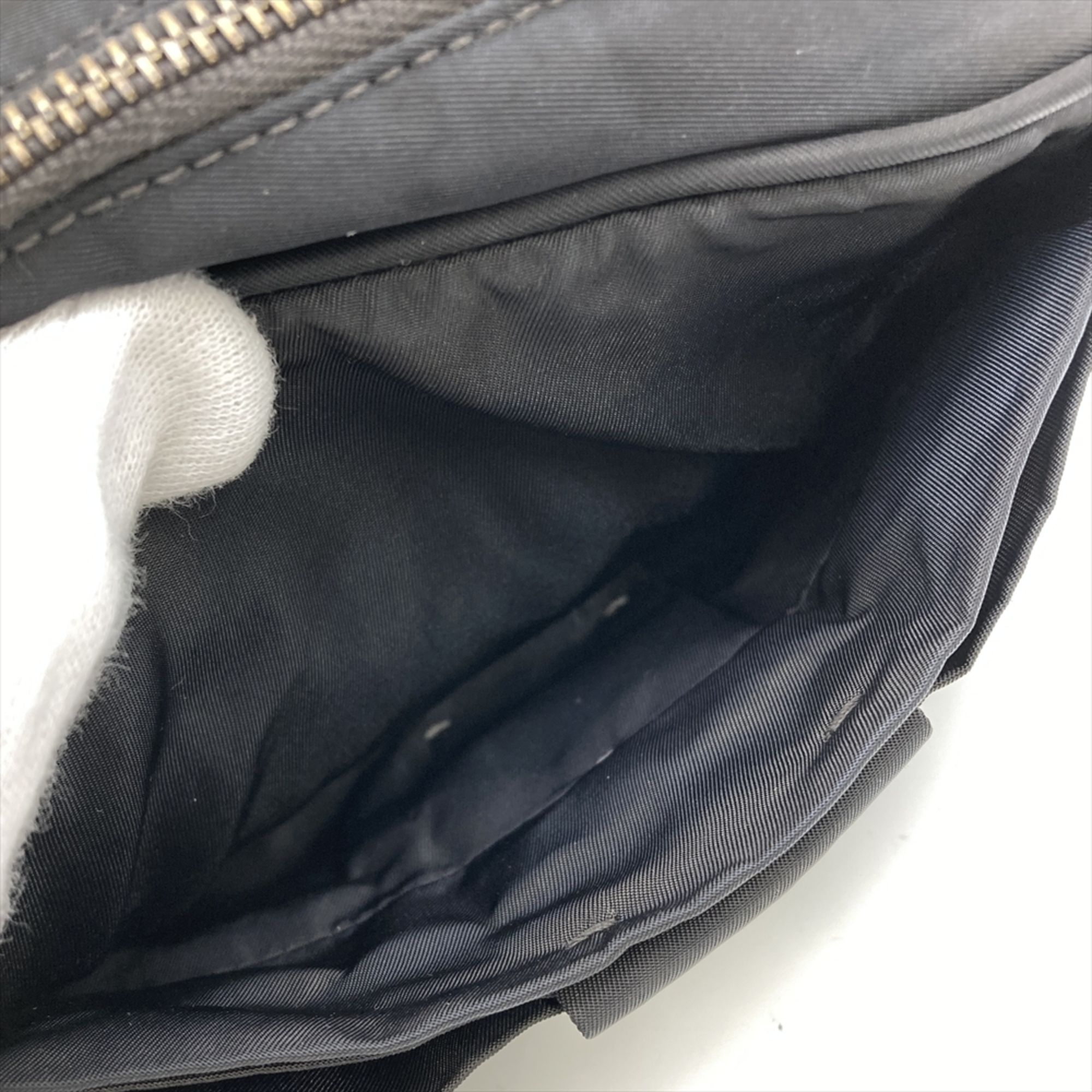 Nylon Handbag Pouch Shoulder Bag (Pre-Owned) - Prada - Modalova