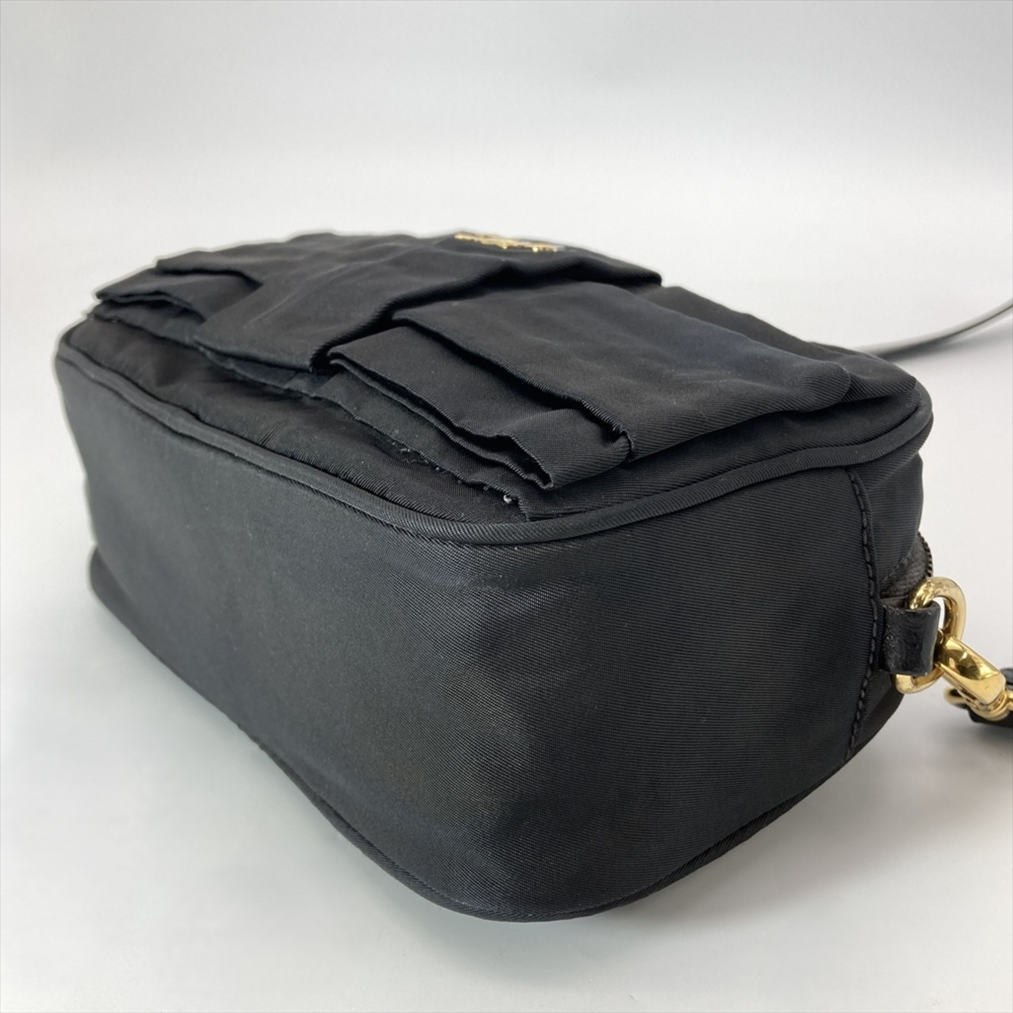 Nylon Handbag Pouch Shoulder Bag (Pre-Owned) - Prada - Modalova