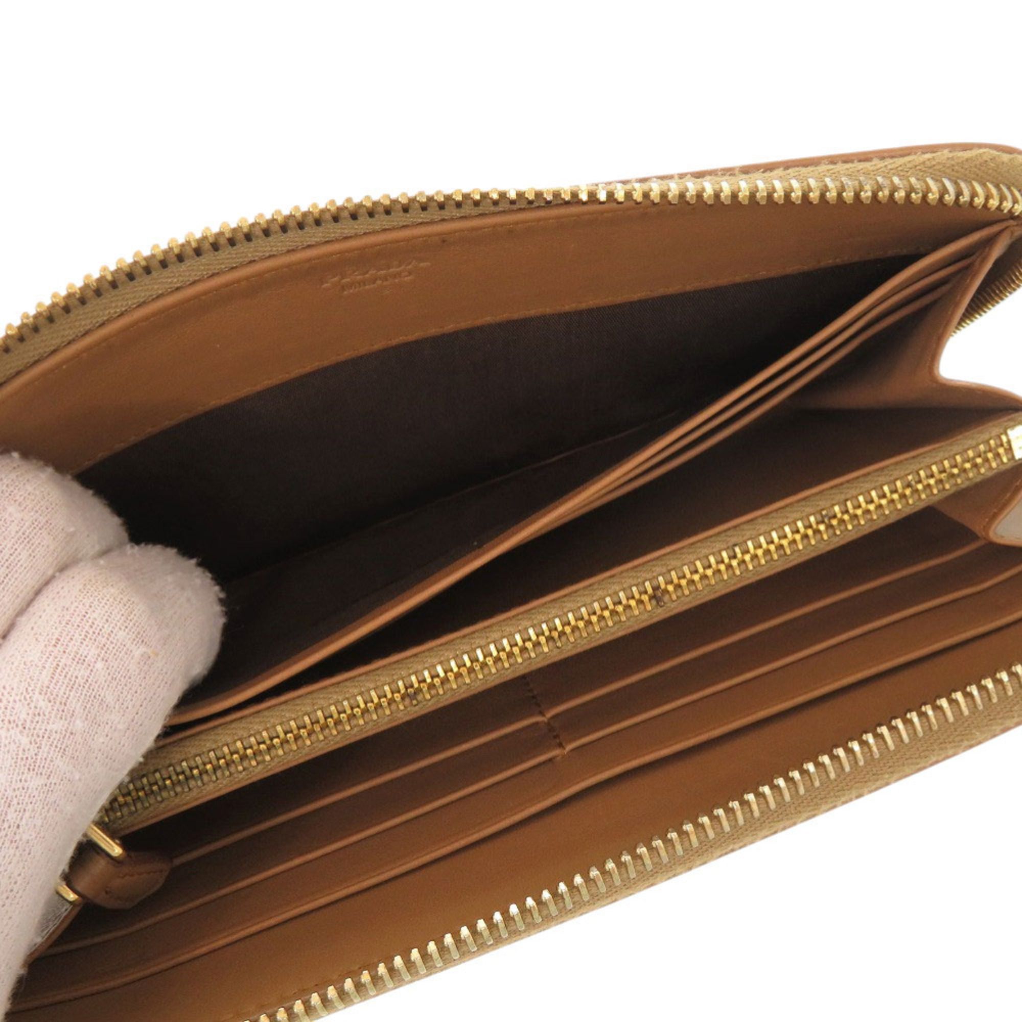 Leather Long Wallet (Bi-Fold) (Pre-Owned) - Prada - Modalova