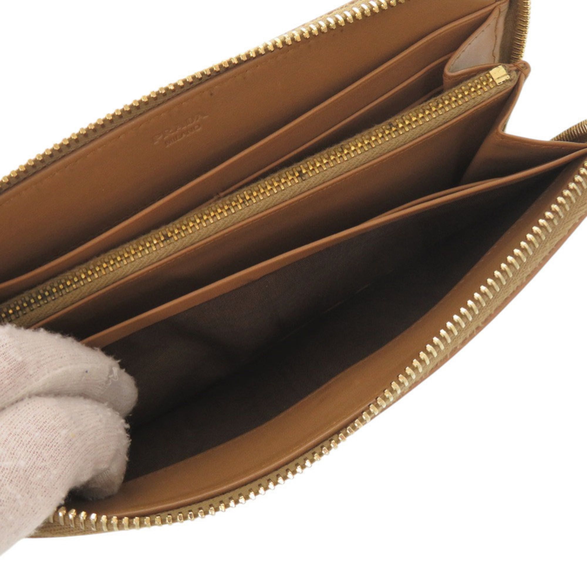 Leather Long Wallet (Bi-Fold) (Pre-Owned) - Prada - Modalova