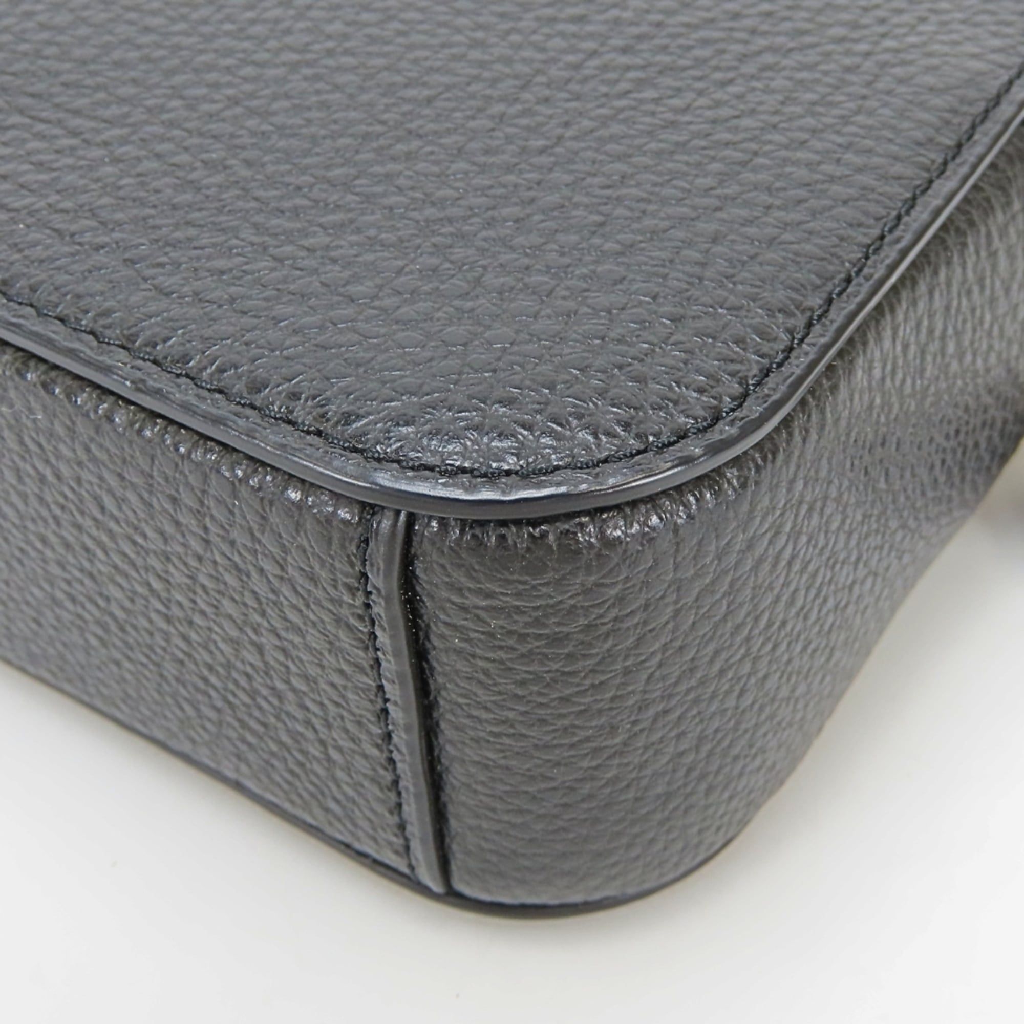 Leather Pochette Shoulder Bag (Pre-Owned) - Coach - Modalova