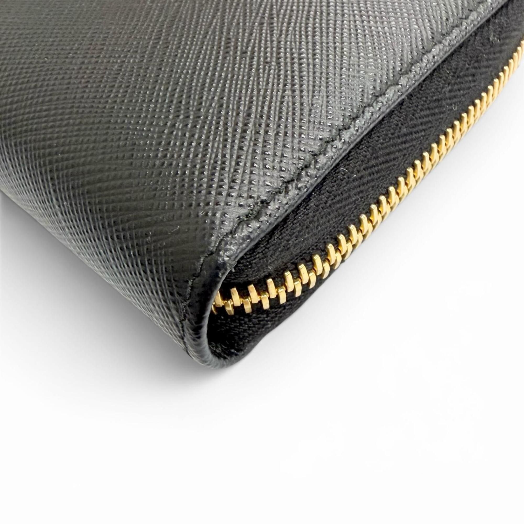 Leather Long Wallet (Bi-Fold) (Pre-Owned) - Prada - Modalova