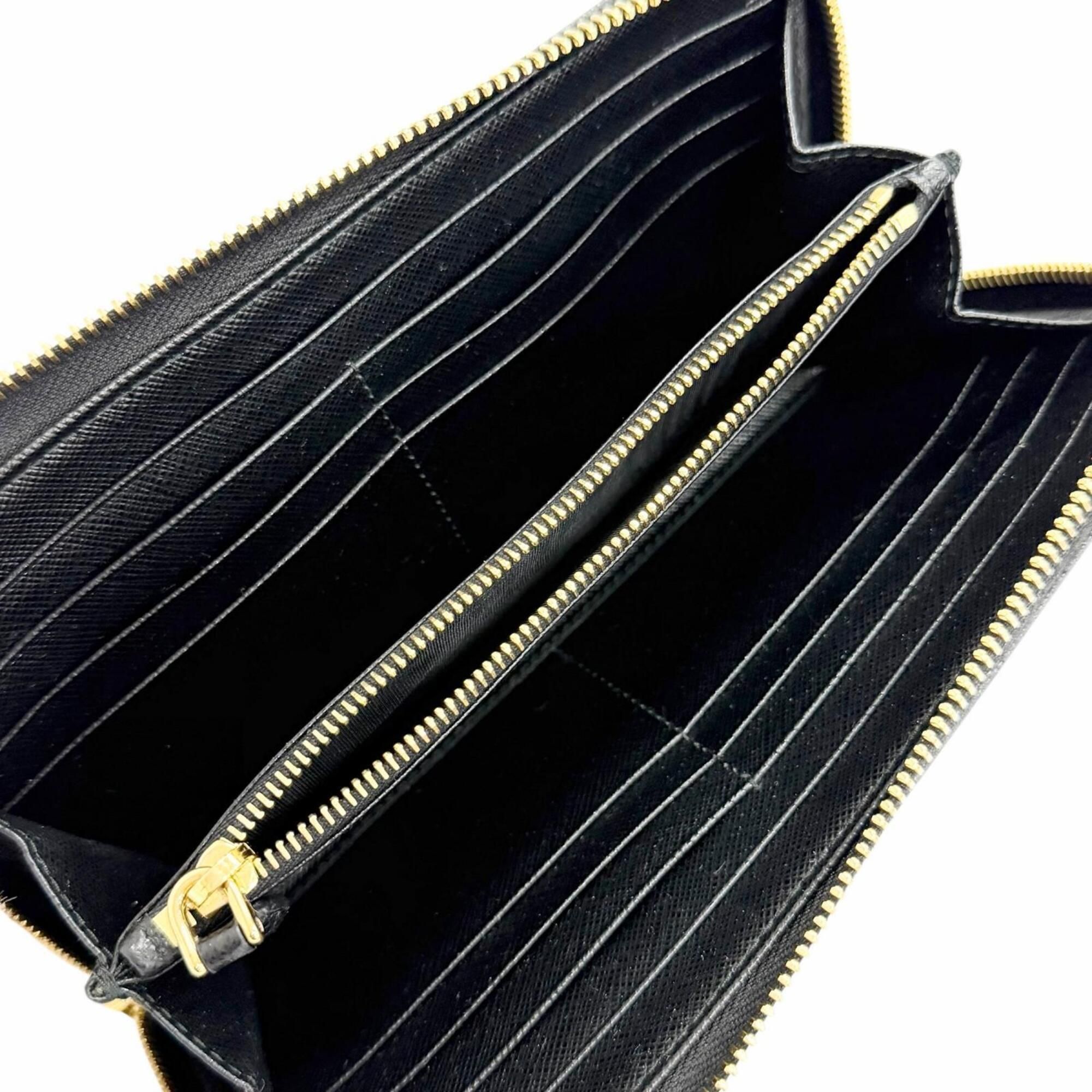 Leather Long Wallet (Bi-Fold) (Pre-Owned) - Prada - Modalova