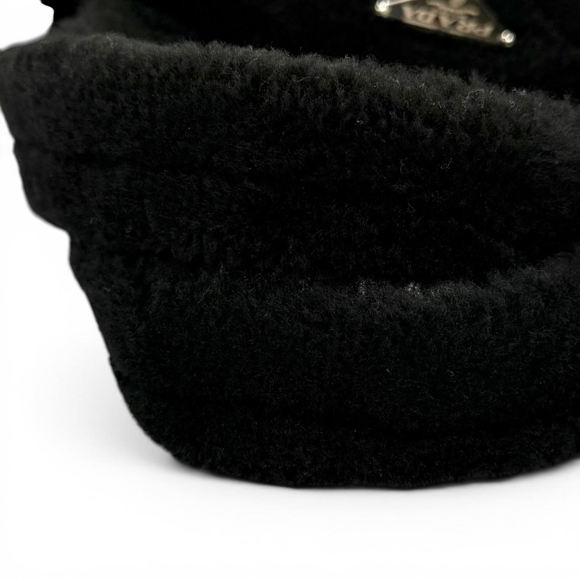 Leather Pouch Shoulder Bag (Pre-Owned) - Prada - Modalova