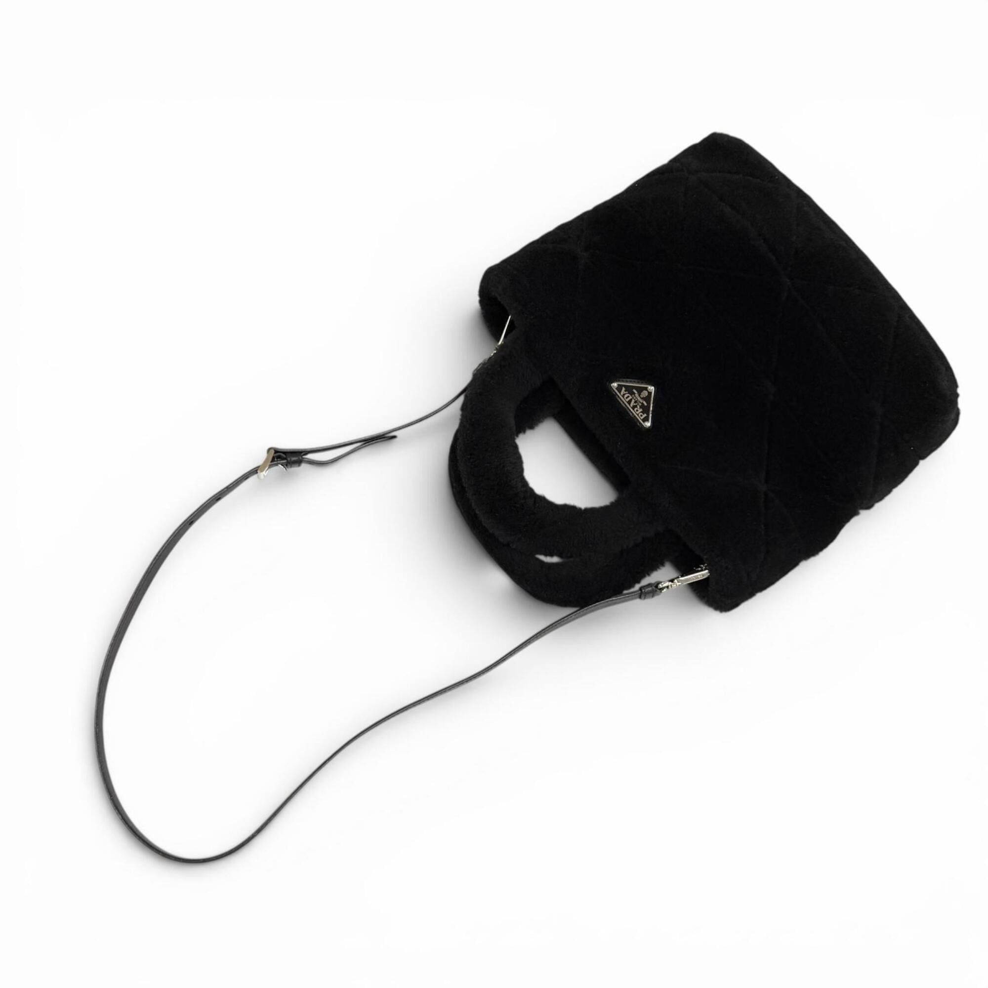 Leather Pouch Shoulder Bag (Pre-Owned) - Prada - Modalova