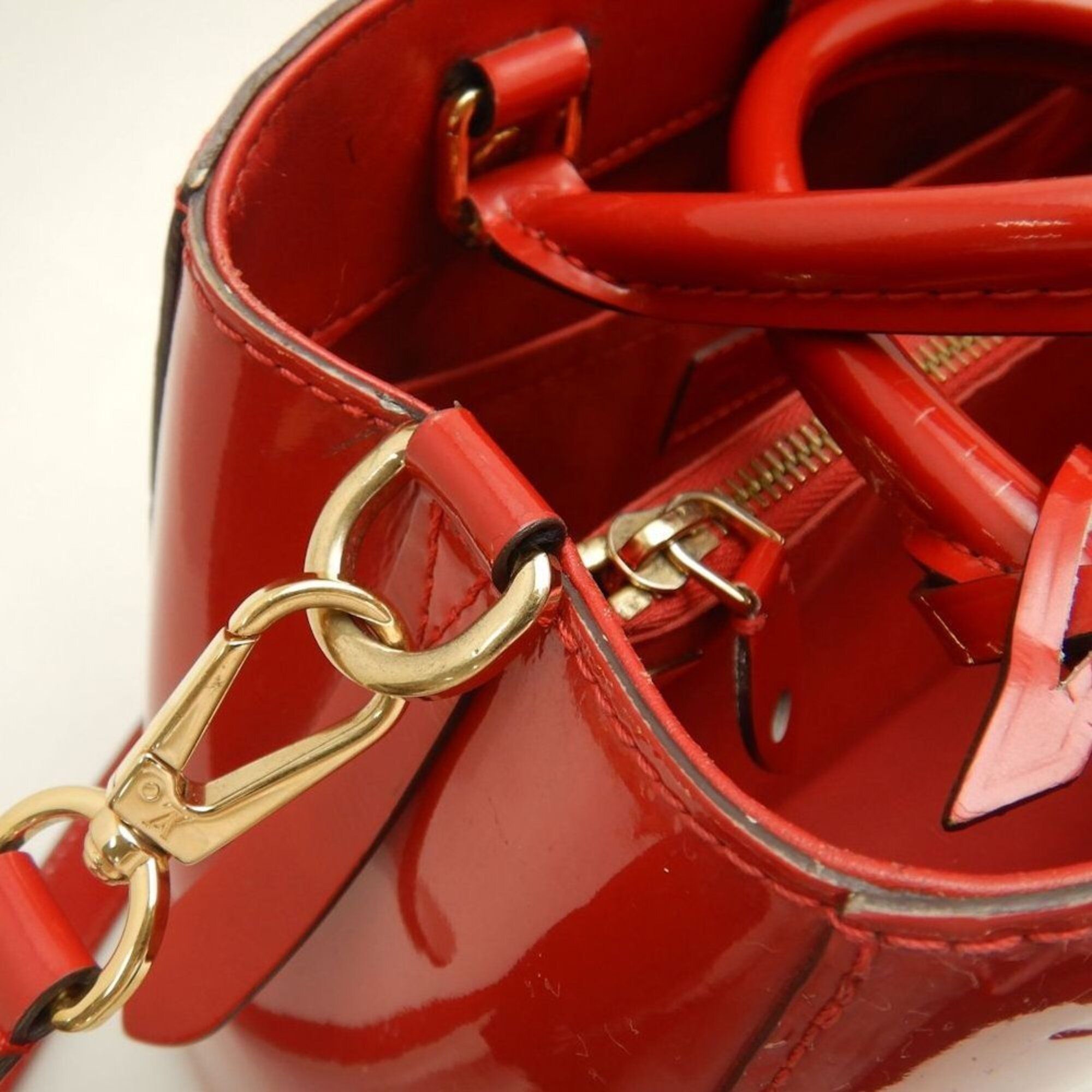 Patent Leather Handbag (Pre-Owned) - Louis Vuitton - Modalova
