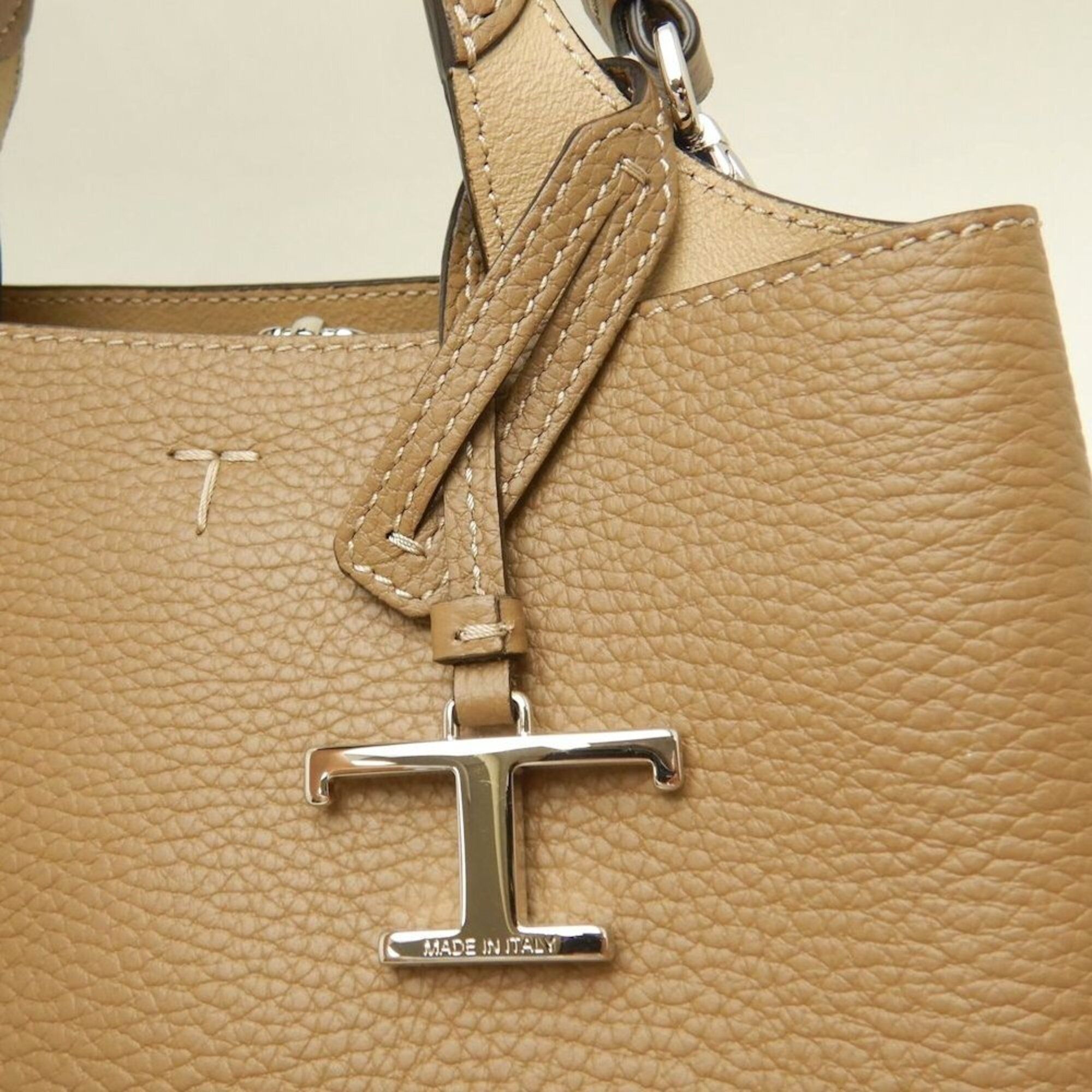 Leather Handbag (Pre-Owned) - Tod's - Modalova