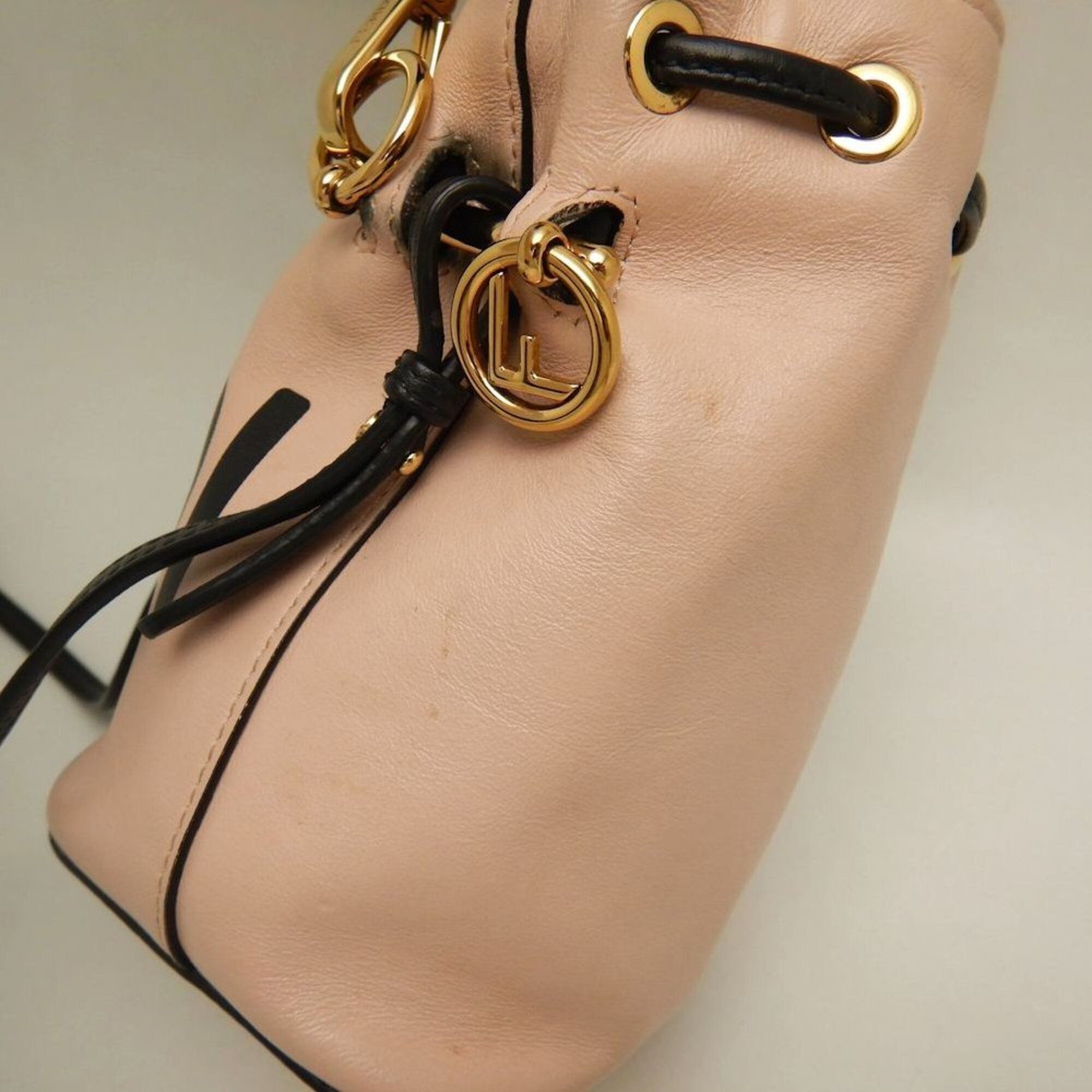 Leather Shoulder Bag (Pre-Owned) - Fendi - Modalova