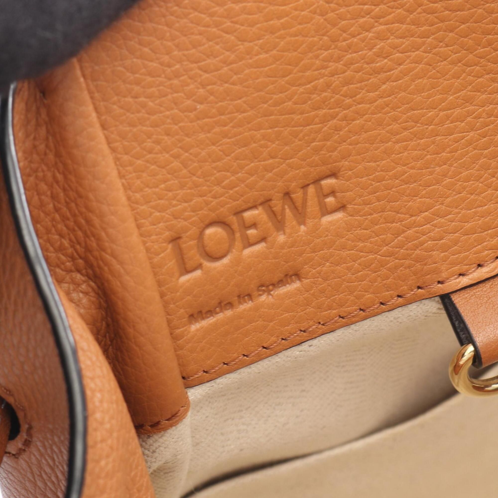 Hammock Leather Handbag (Pre-Owned) - Loewe - Modalova