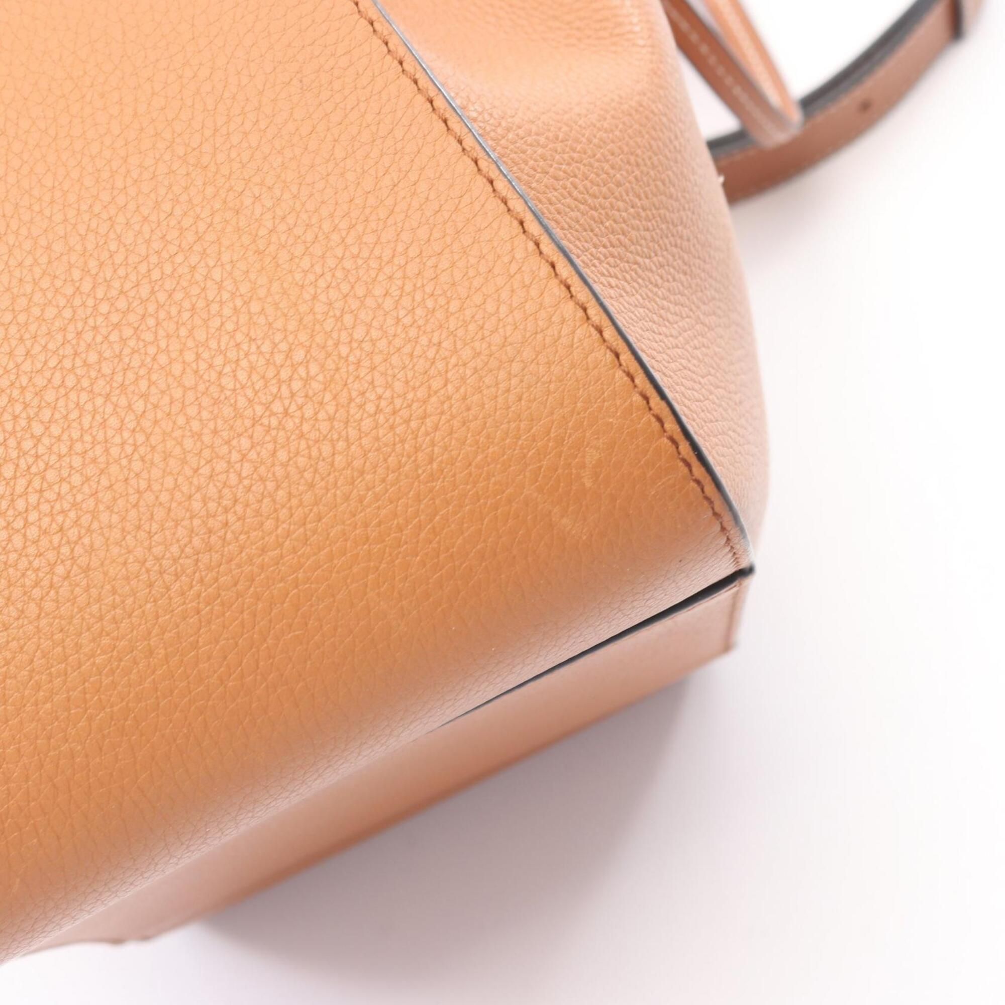Hammock Leather Handbag (Pre-Owned) - Loewe - Modalova