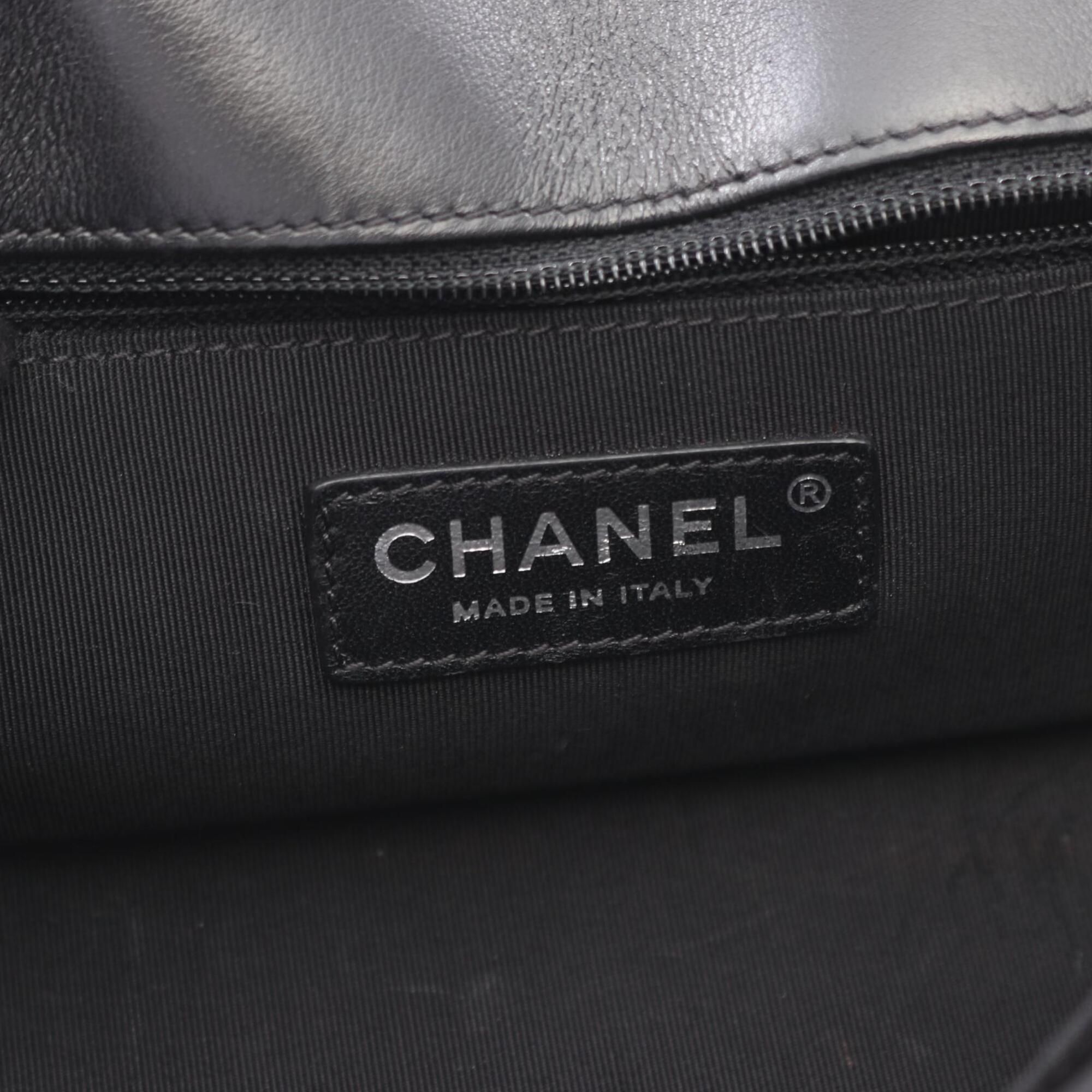 Fabric Leather Handbag Shoulder Bag (Pre-Owned) - Chanel - Modalova