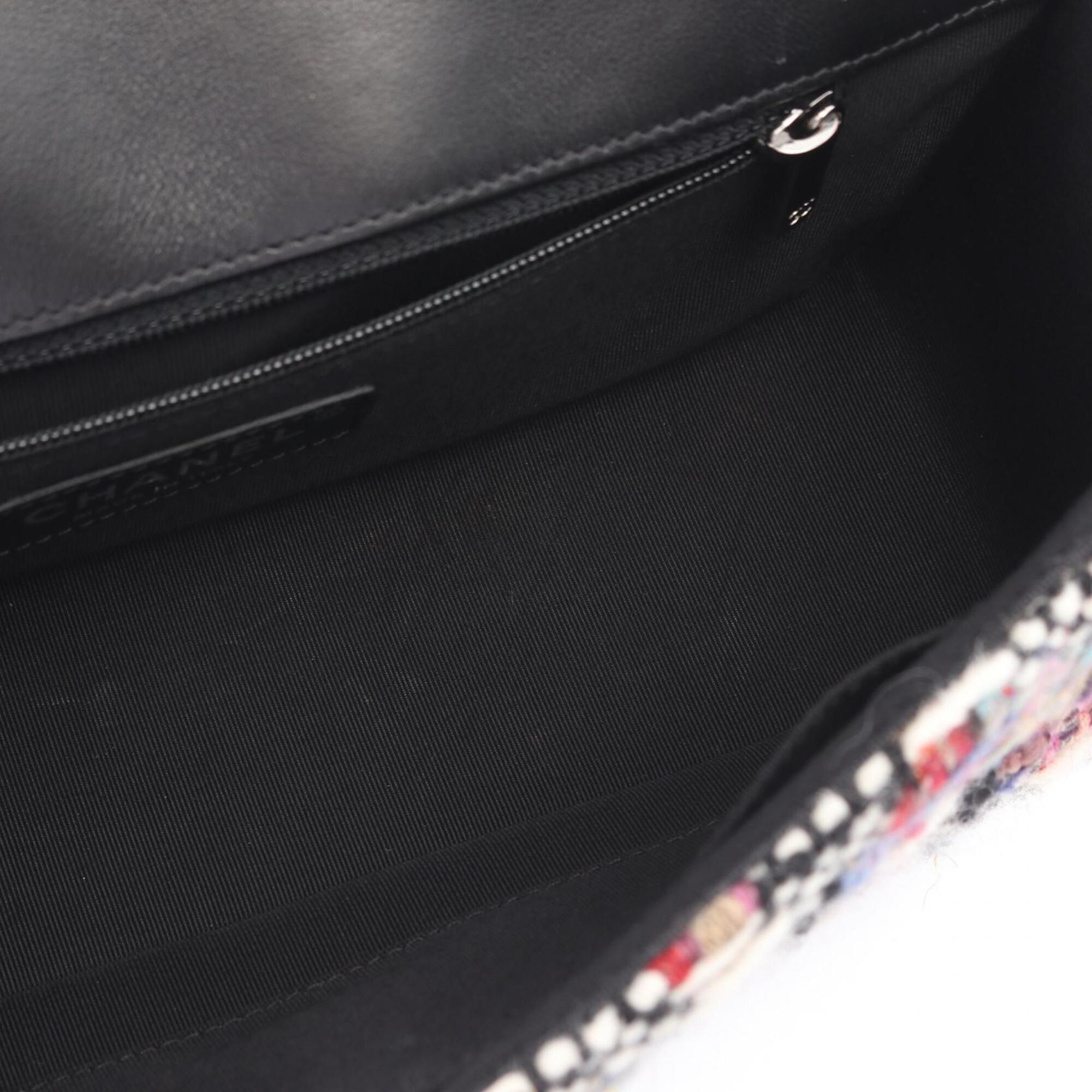 Fabric Leather Handbag Shoulder Bag (Pre-Owned) - Chanel - Modalova