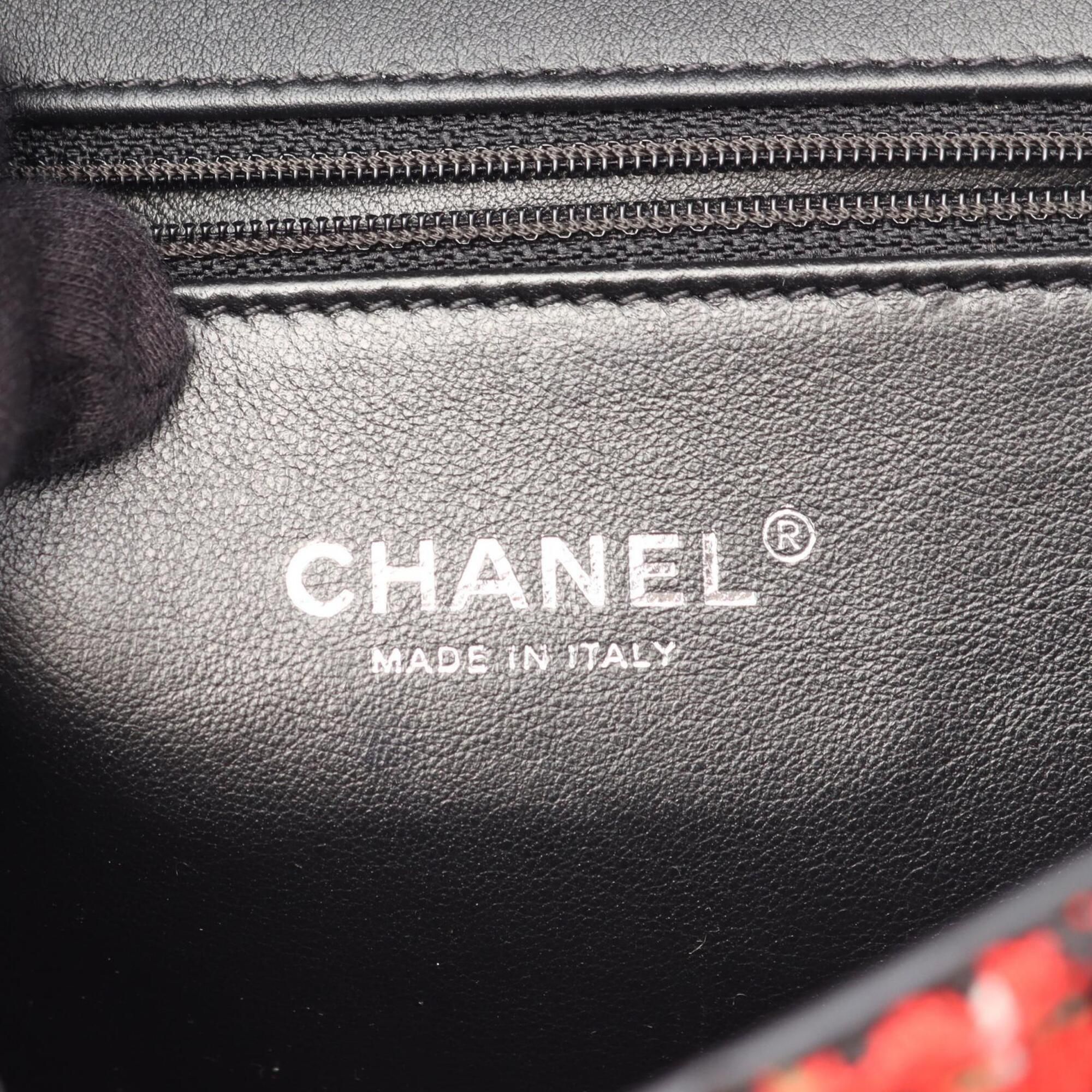 Red Fabric Leather Shoulder Bag (Pre-Owned) - Chanel - Modalova