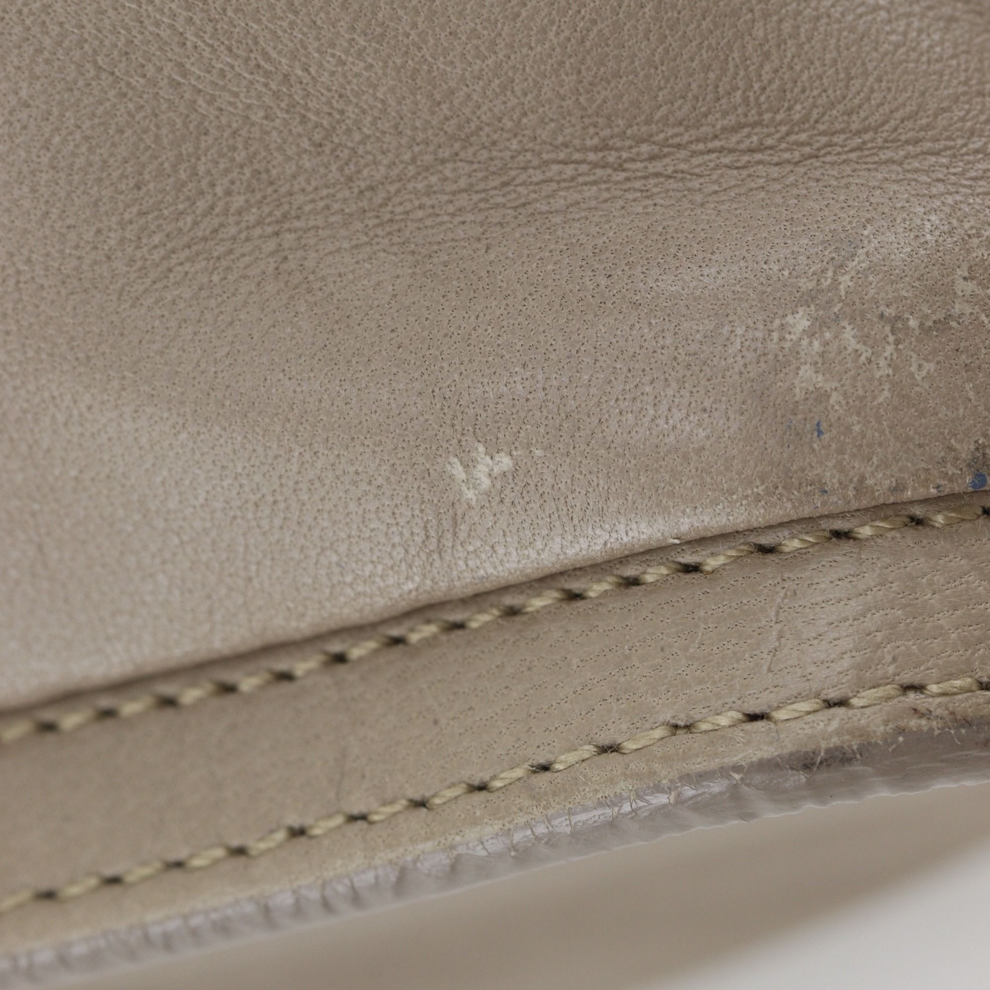 Leather Shoulder Bag (Pre-Owned) - Loewe - Modalova