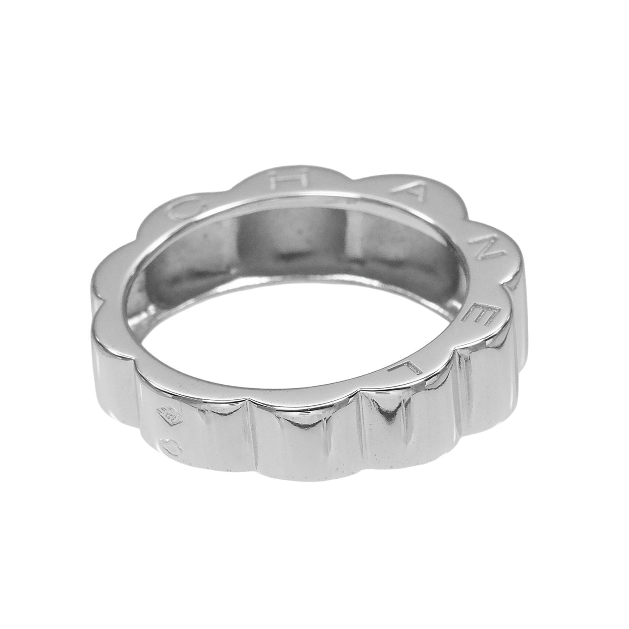 White Gold (18K) Band Ring (Pre-Owned) - Chanel - Modalova