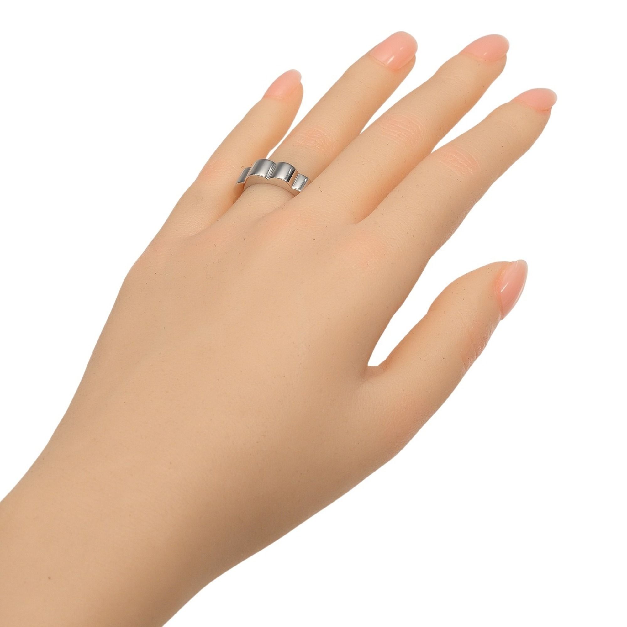 White Gold (18K) Band Ring (Pre-Owned) - Chanel - Modalova