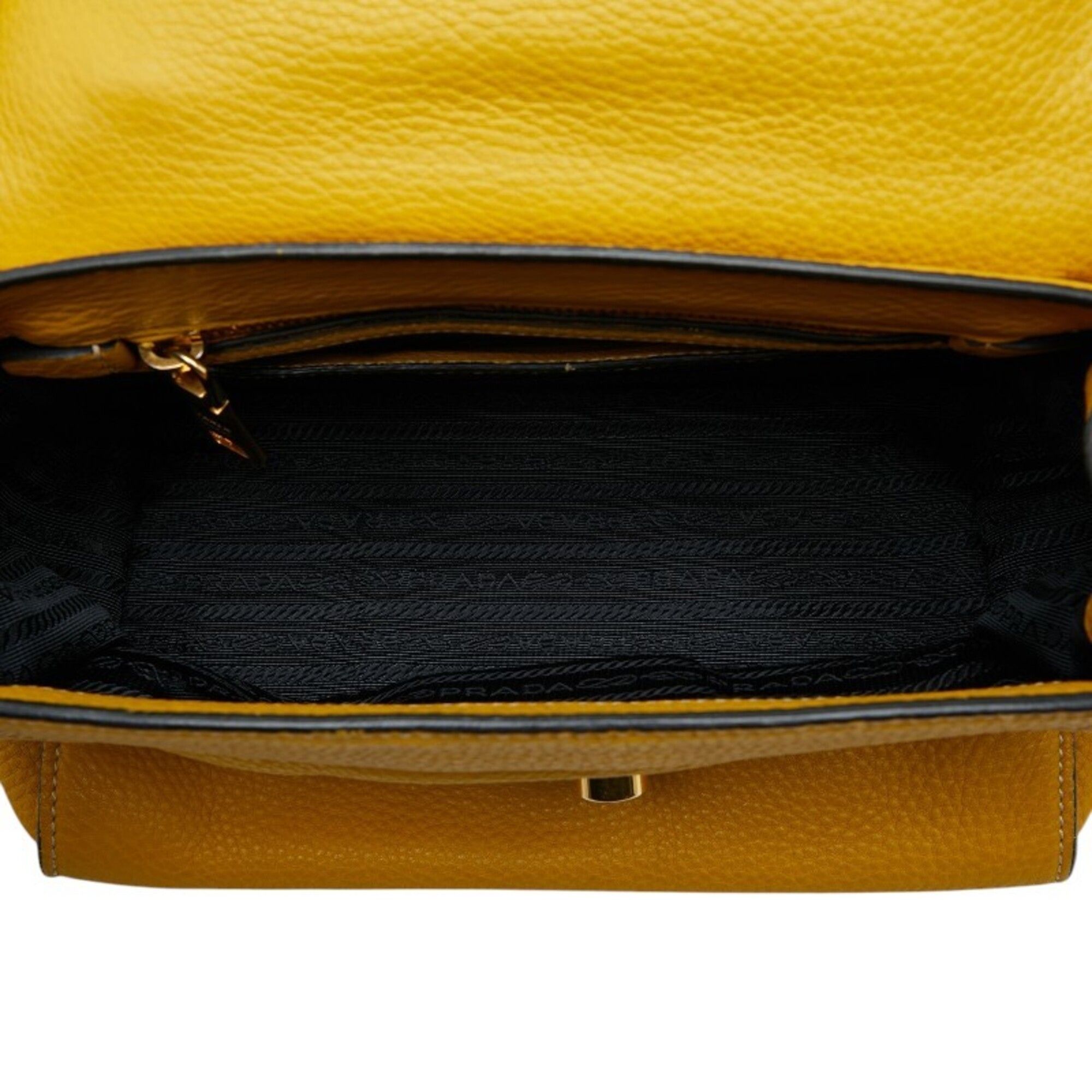 Handbag Shoulder Bag (Pre-Owned) - Prada - Modalova