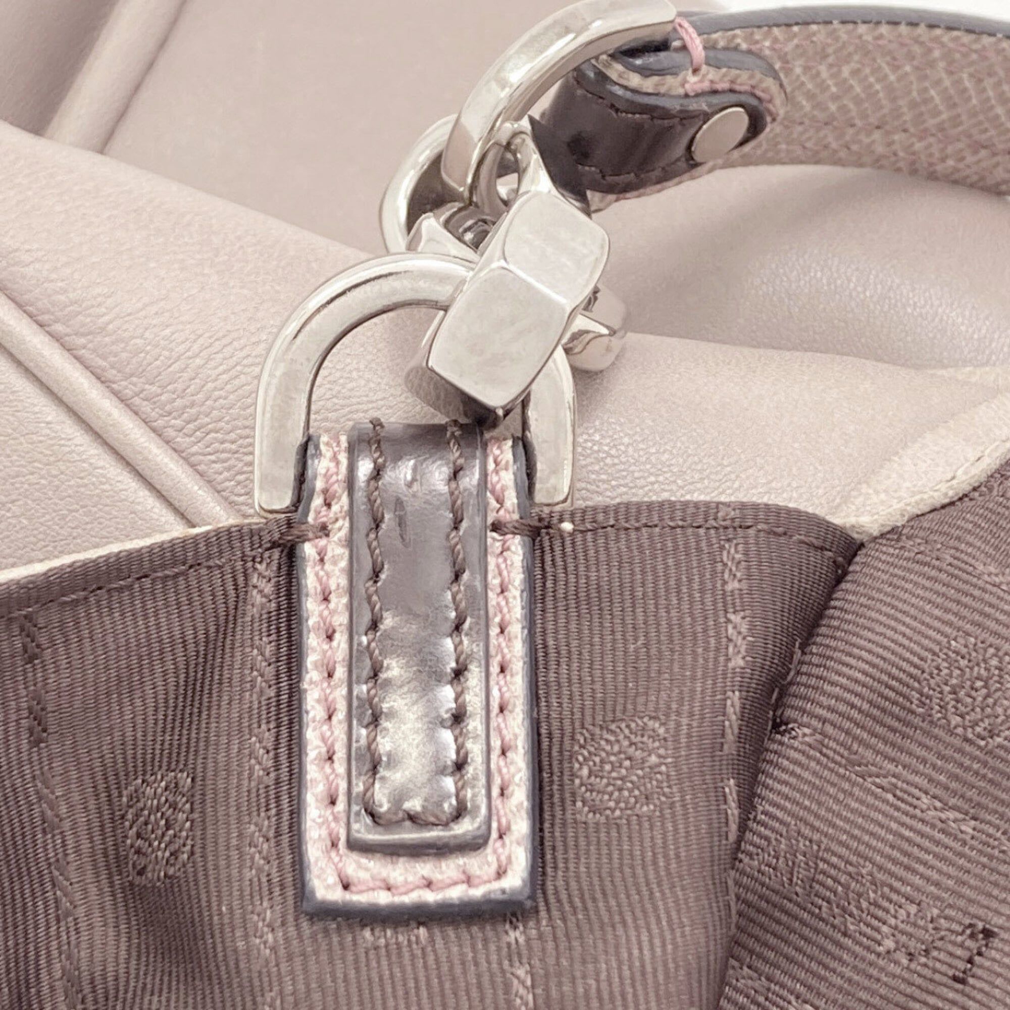 Leather Shoulder Bag (Pre-Owned) - Loewe - Modalova