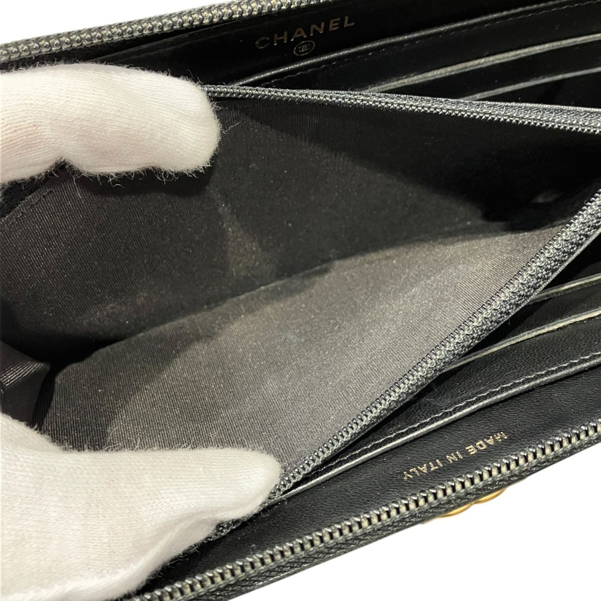 Leather Long Wallet (Bi-Fold) (Pre-Owned) - Chanel - Modalova