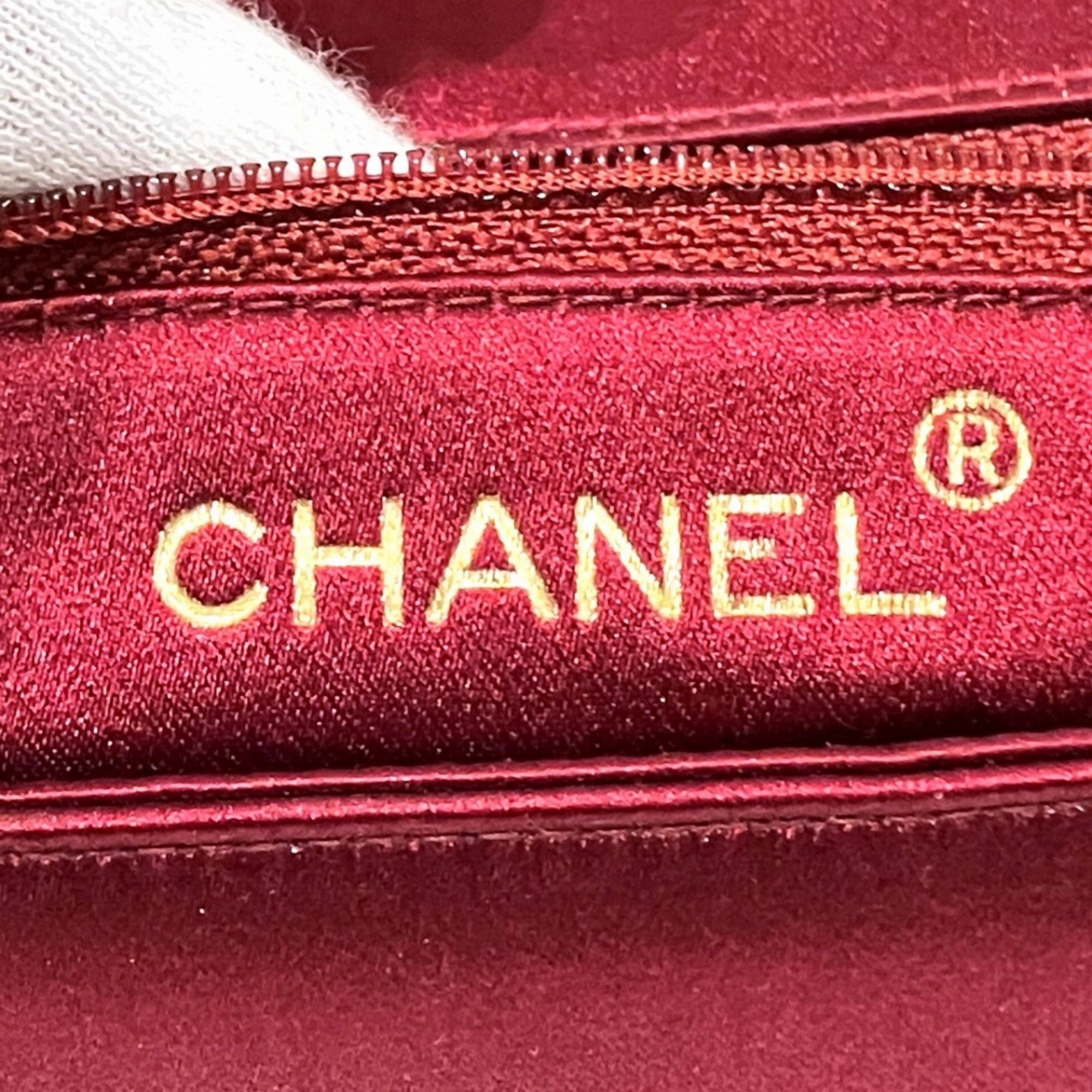 Satin Rhinestone Shoulder Bag (Pre-Owned) - Chanel - Modalova